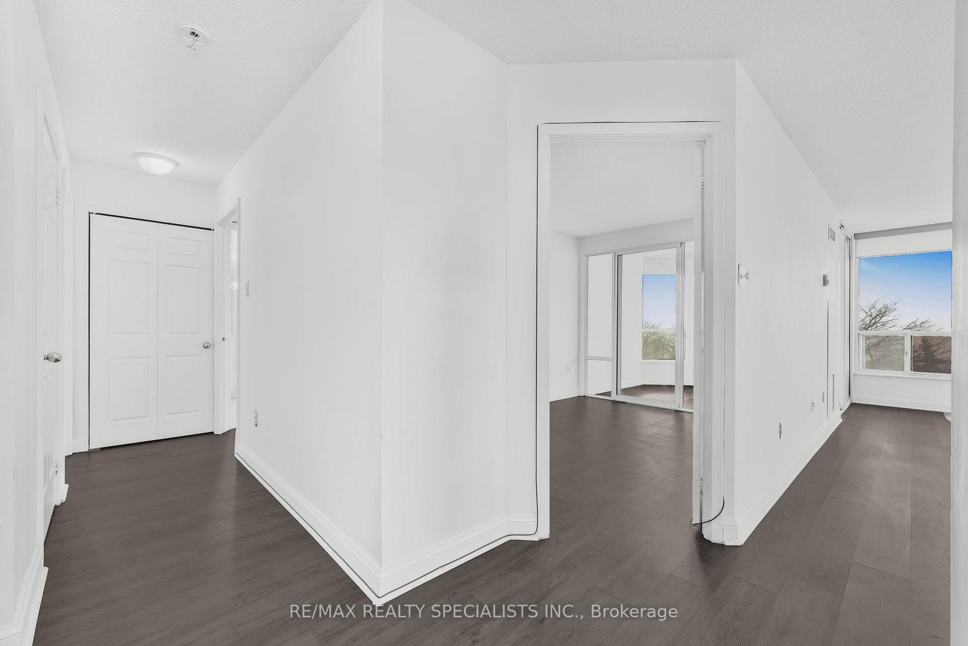Photo 24 of Unit 508, 24 Hanover Road, Brampton, Queen Street Corridor — HOMEH