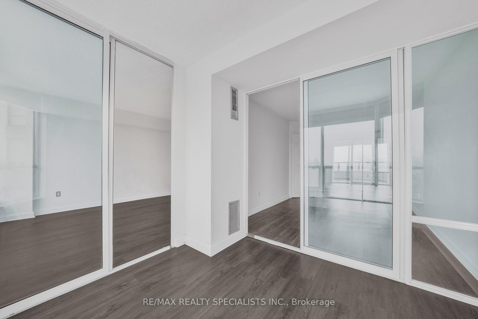 Photo 29 of Unit 508, 24 Hanover Road, Brampton, Queen Street Corridor — HOMEH