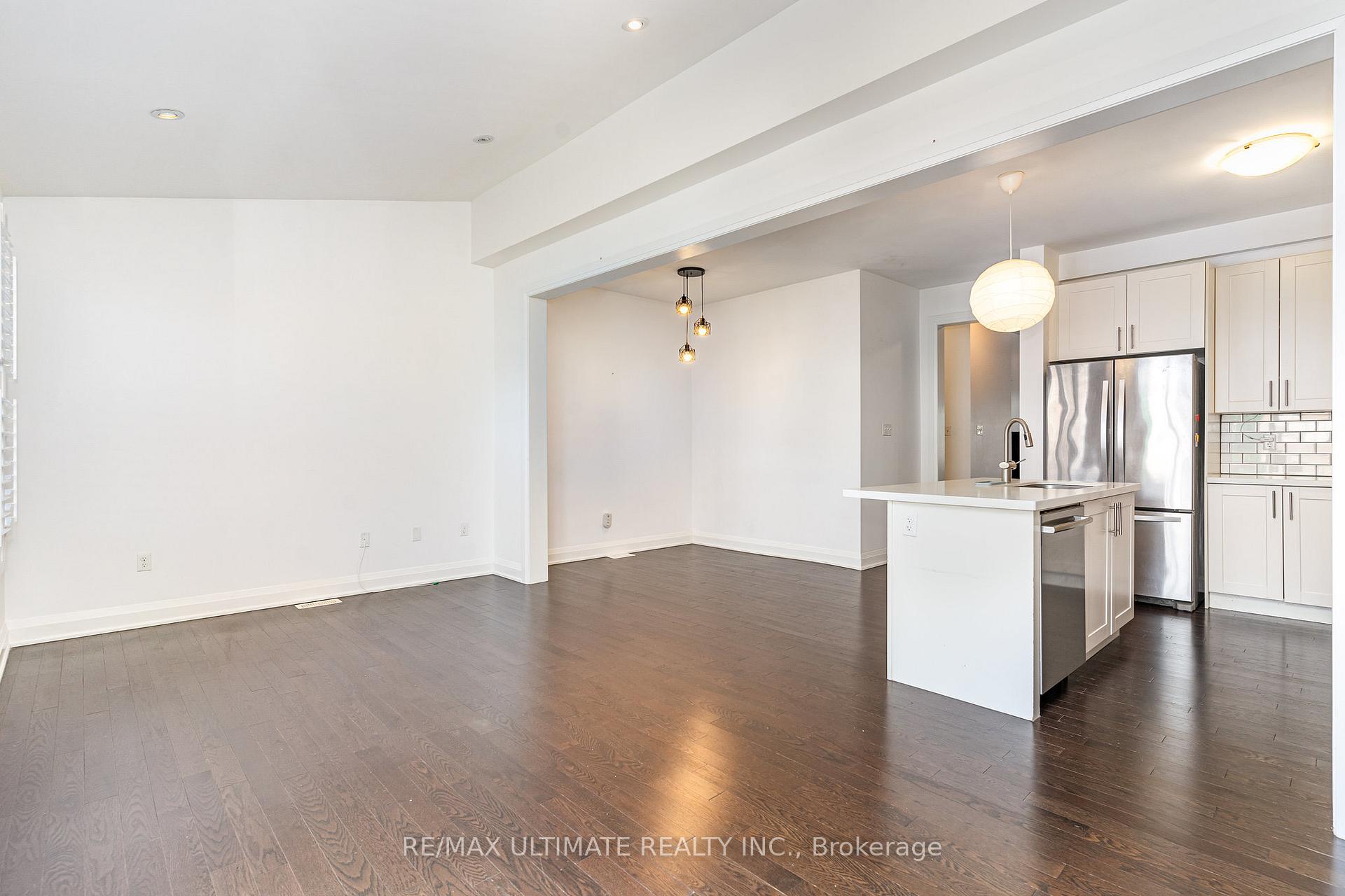 Photo 36 of 92 Harbord Street, Markham, Berczy — HOMEH