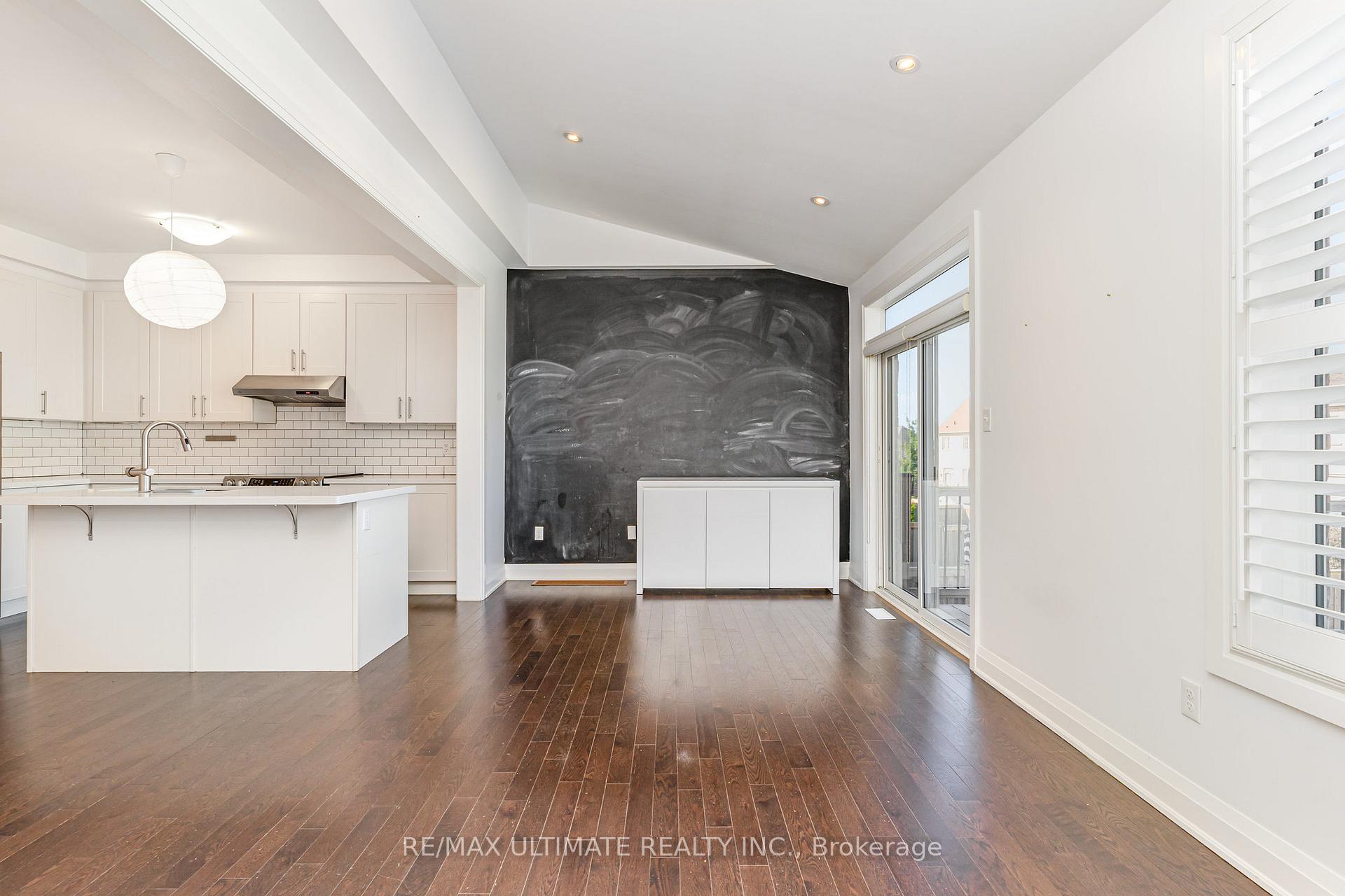 Photo 31 of 92 Harbord Street, Markham, Berczy — HOMEH