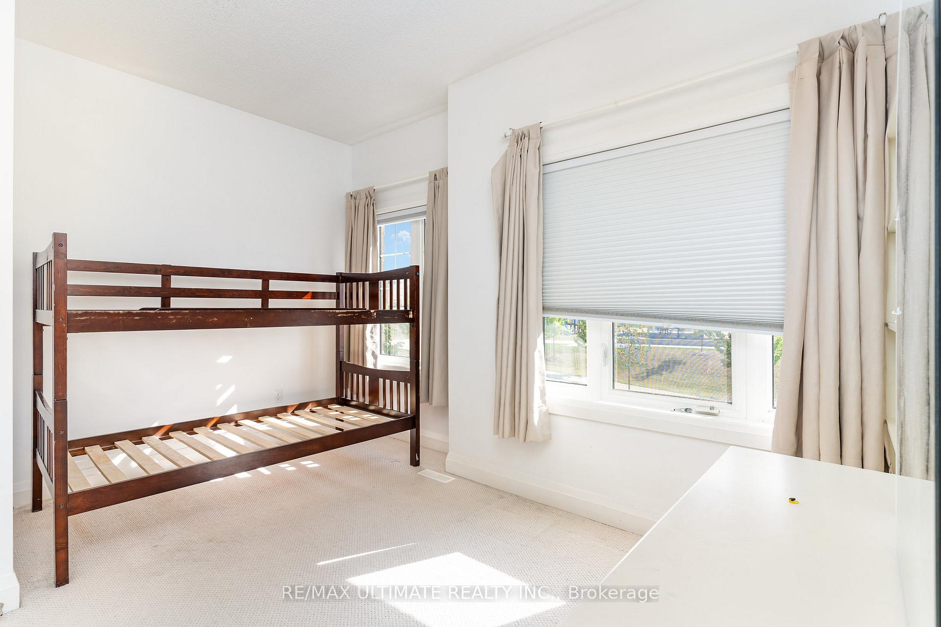 Photo 11 of 92 Harbord Street, Markham, Berczy — HOMEH