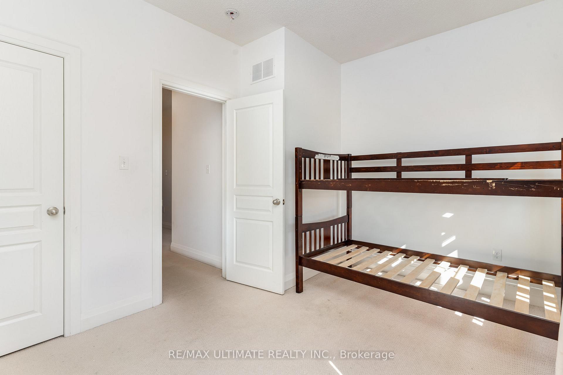 Photo 22 of 92 Harbord Street, Markham, Berczy — HOMEH