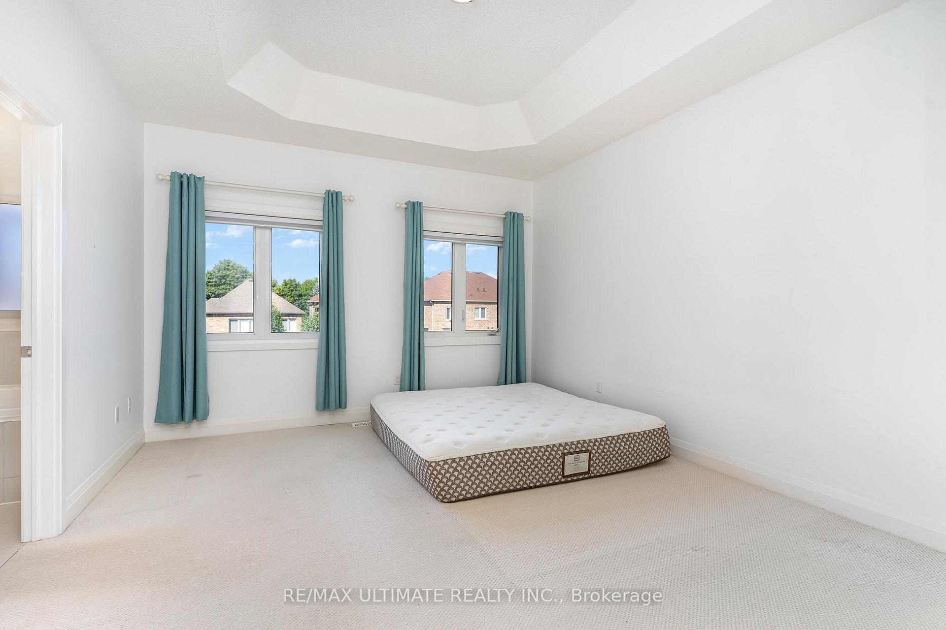 Photo 18 of 92 Harbord Street, Markham, Berczy — HOMEH