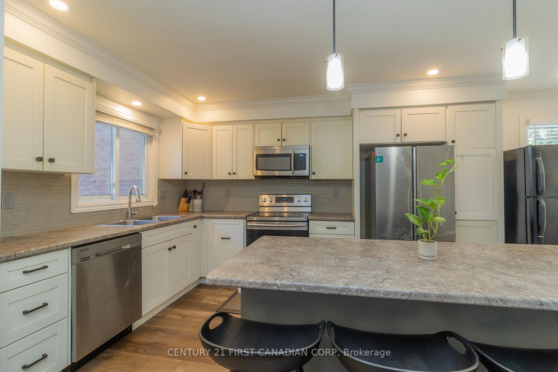 Photo 25 of Unit 66, 230 Clarke Road, London, East I — HOMEH