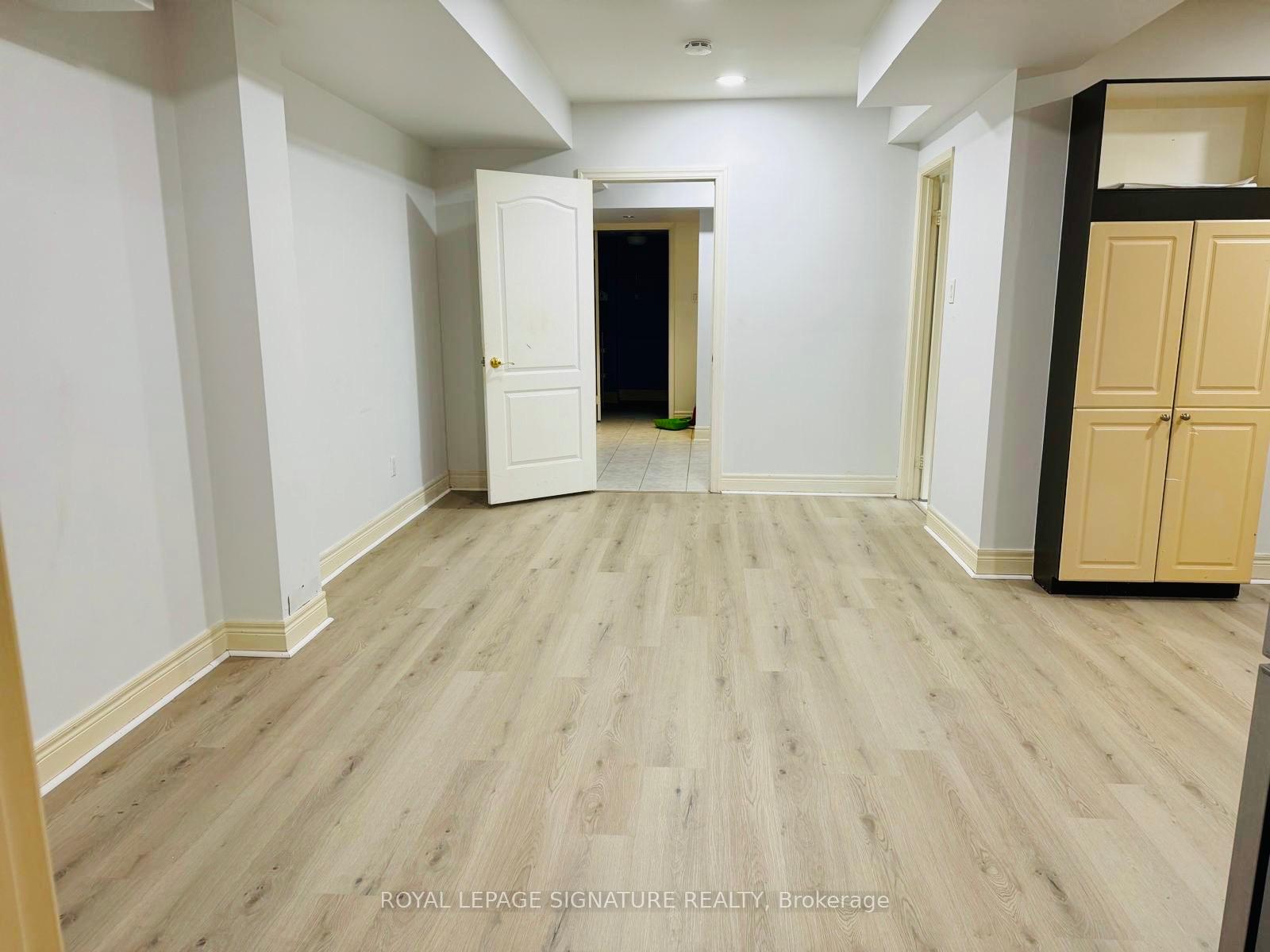 Photo 5 of Unit Bsmt, 72 Velmar Drive N, Vaughan, East Woodbridge — HOMEH