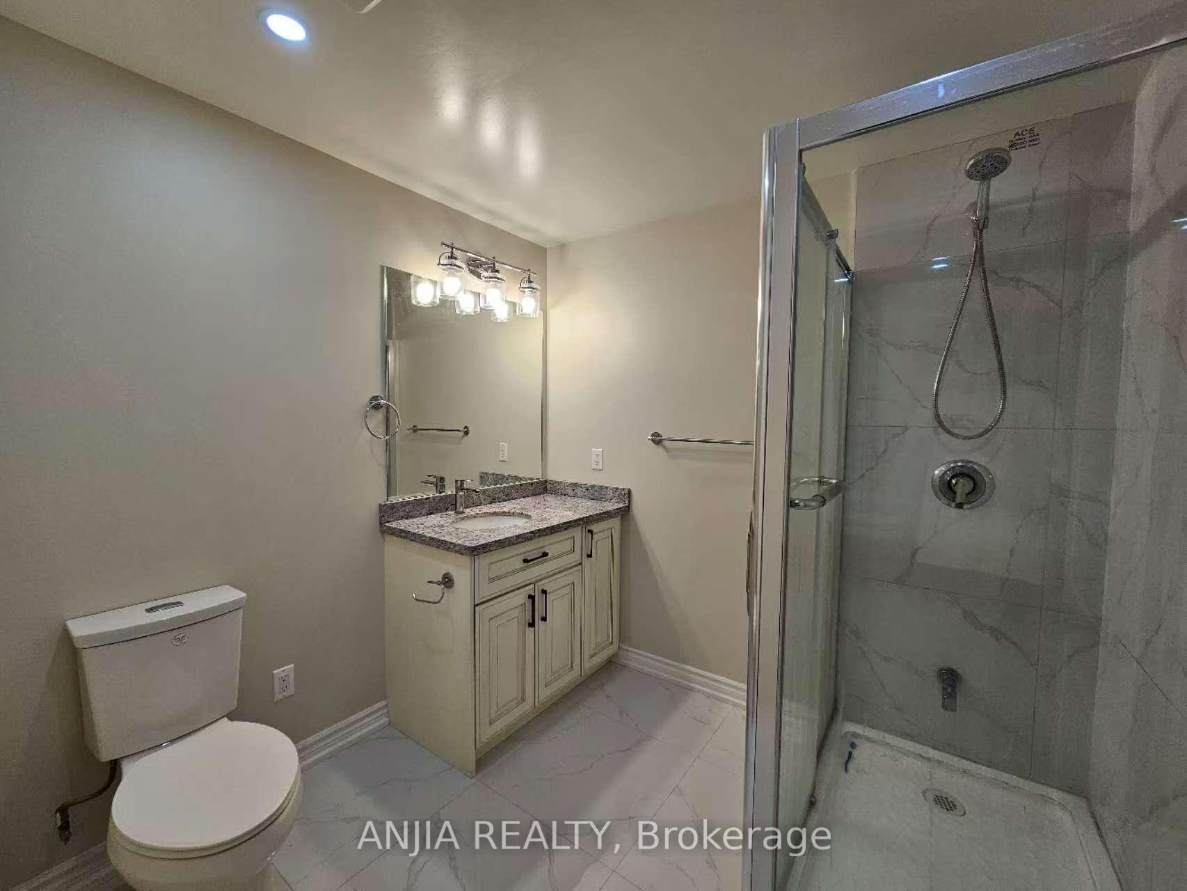 Photo 2 of Unit Bsmt, 30 Braeside Square, Markham, Unionville — HOMEH