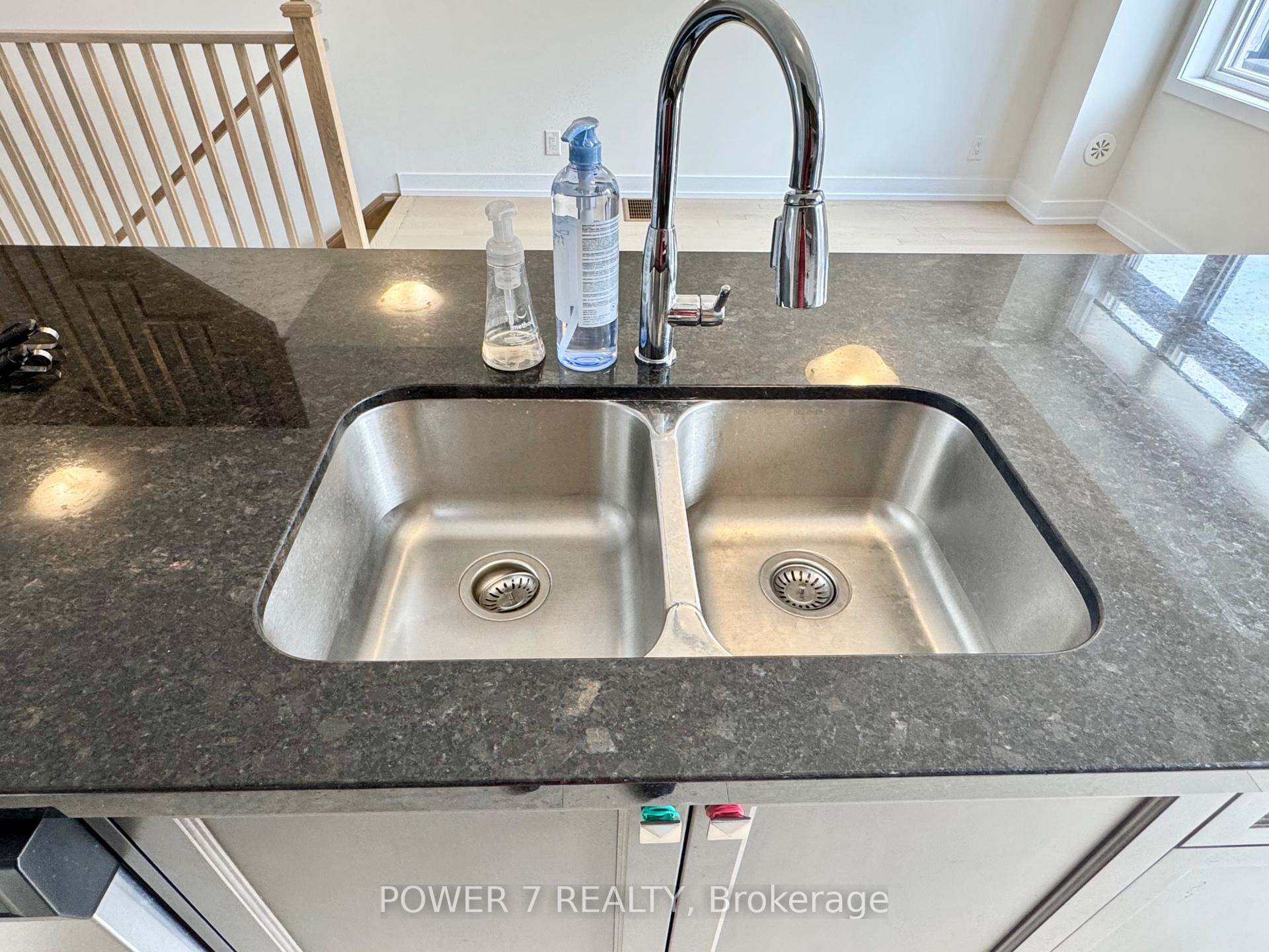 Photo 6 of 60 Guardhouse Crescent, Markham, Angus Glen — HOMEH