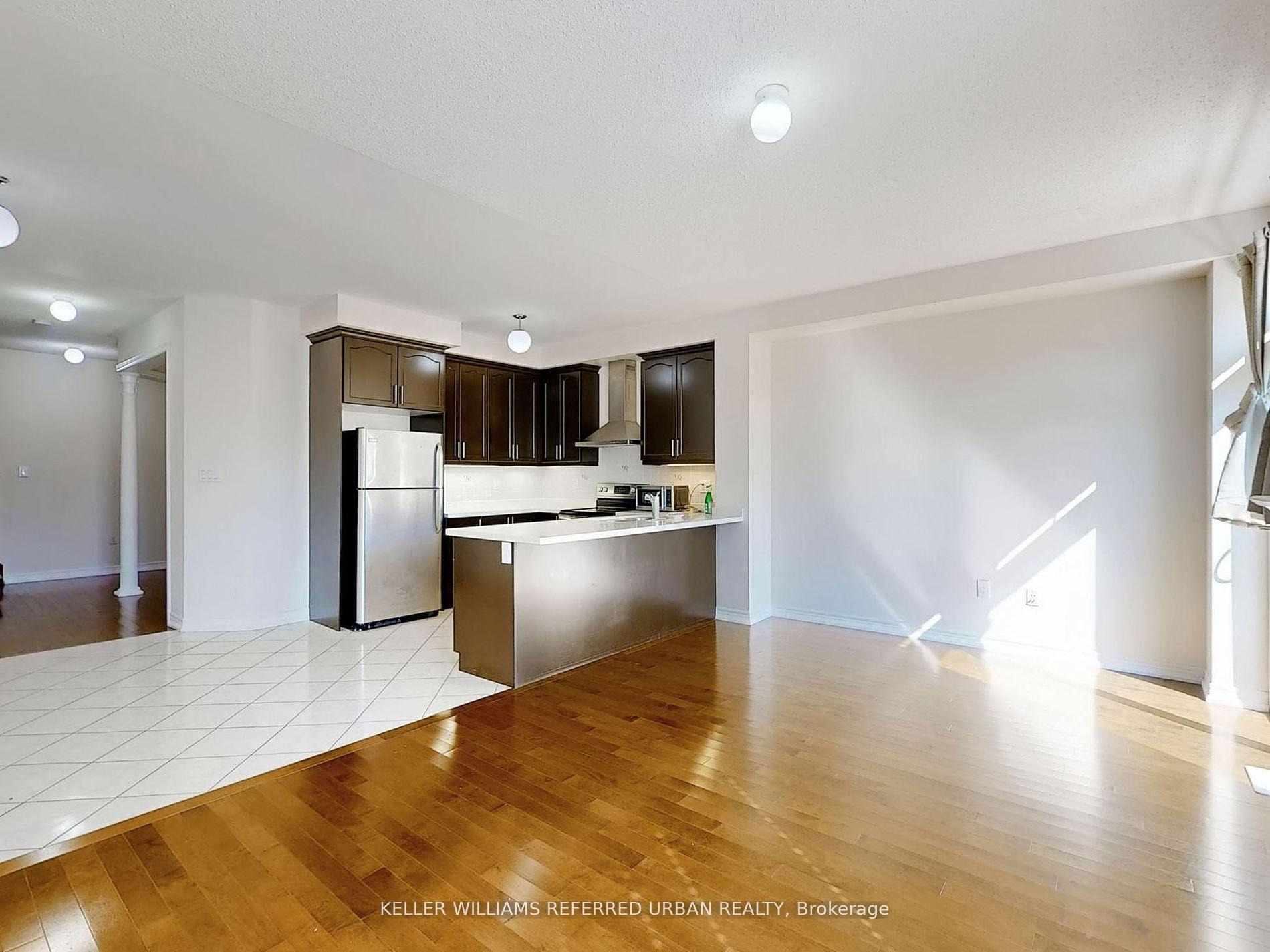Photo 3 of 32 Haskett Drive, Markham, Box Grove — HOMEH