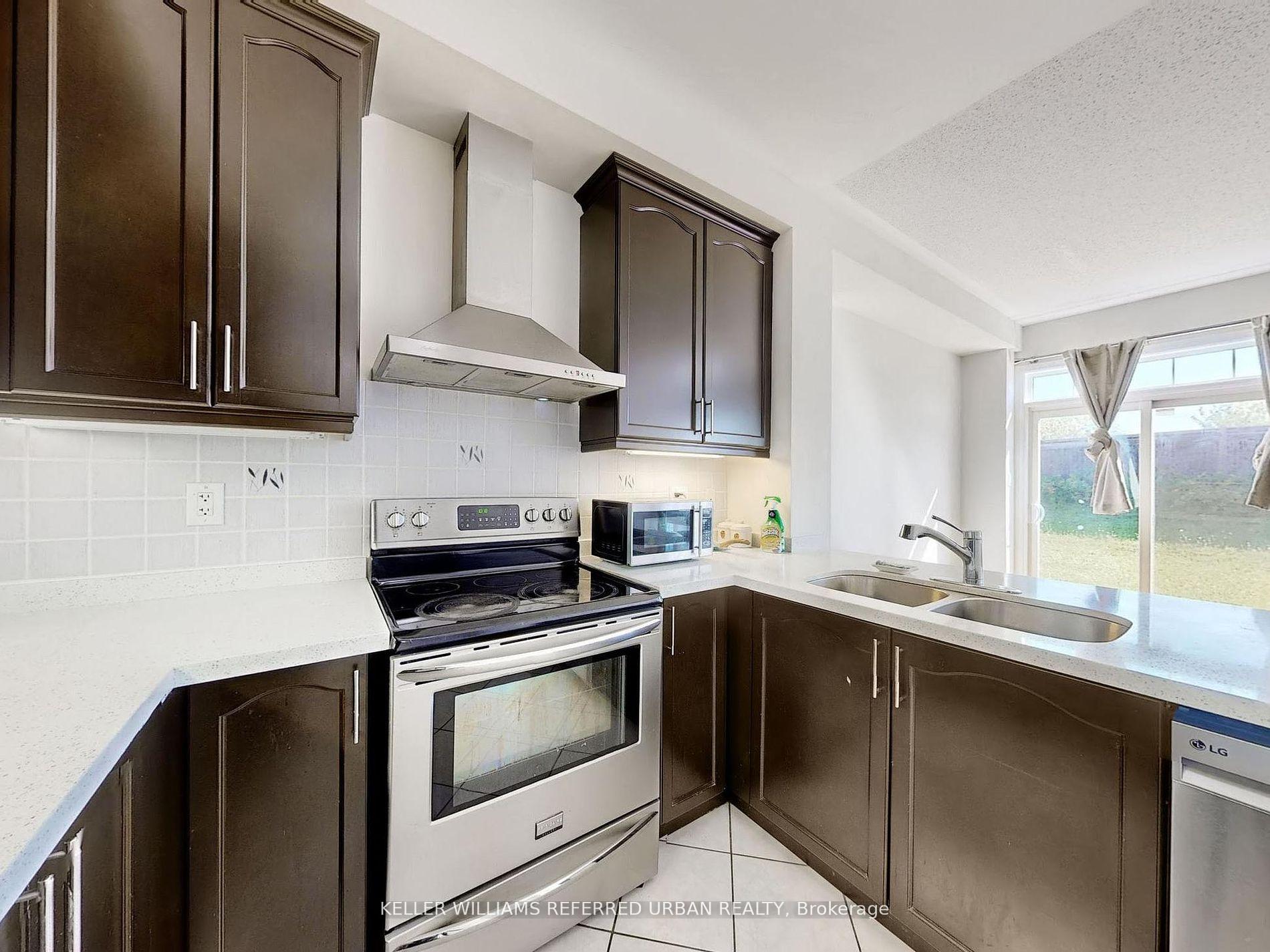 Photo 20 of 32 Haskett Drive, Markham, Box Grove — HOMEH
