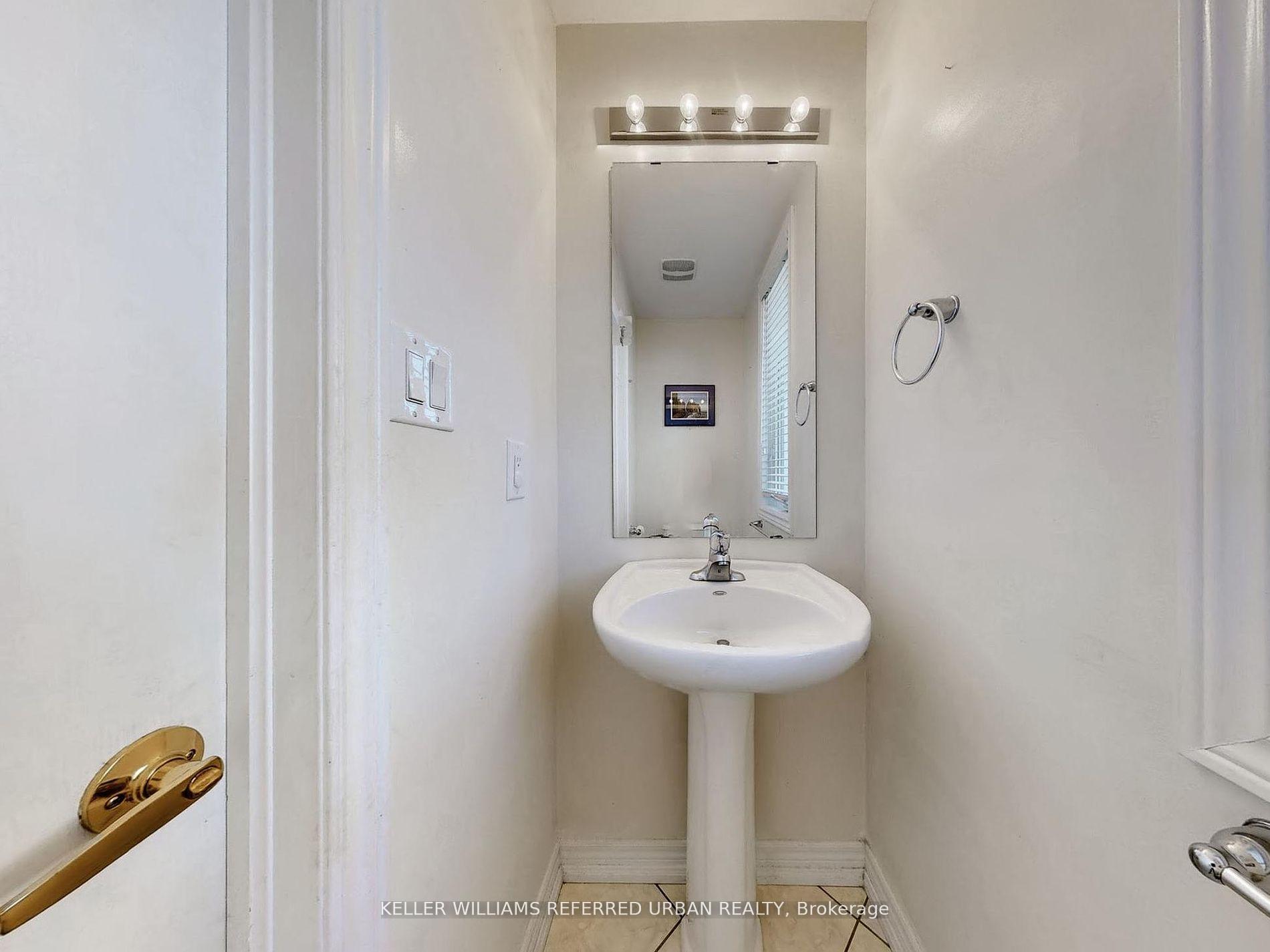 Photo 6 of 32 Haskett Drive, Markham, Box Grove — HOMEH