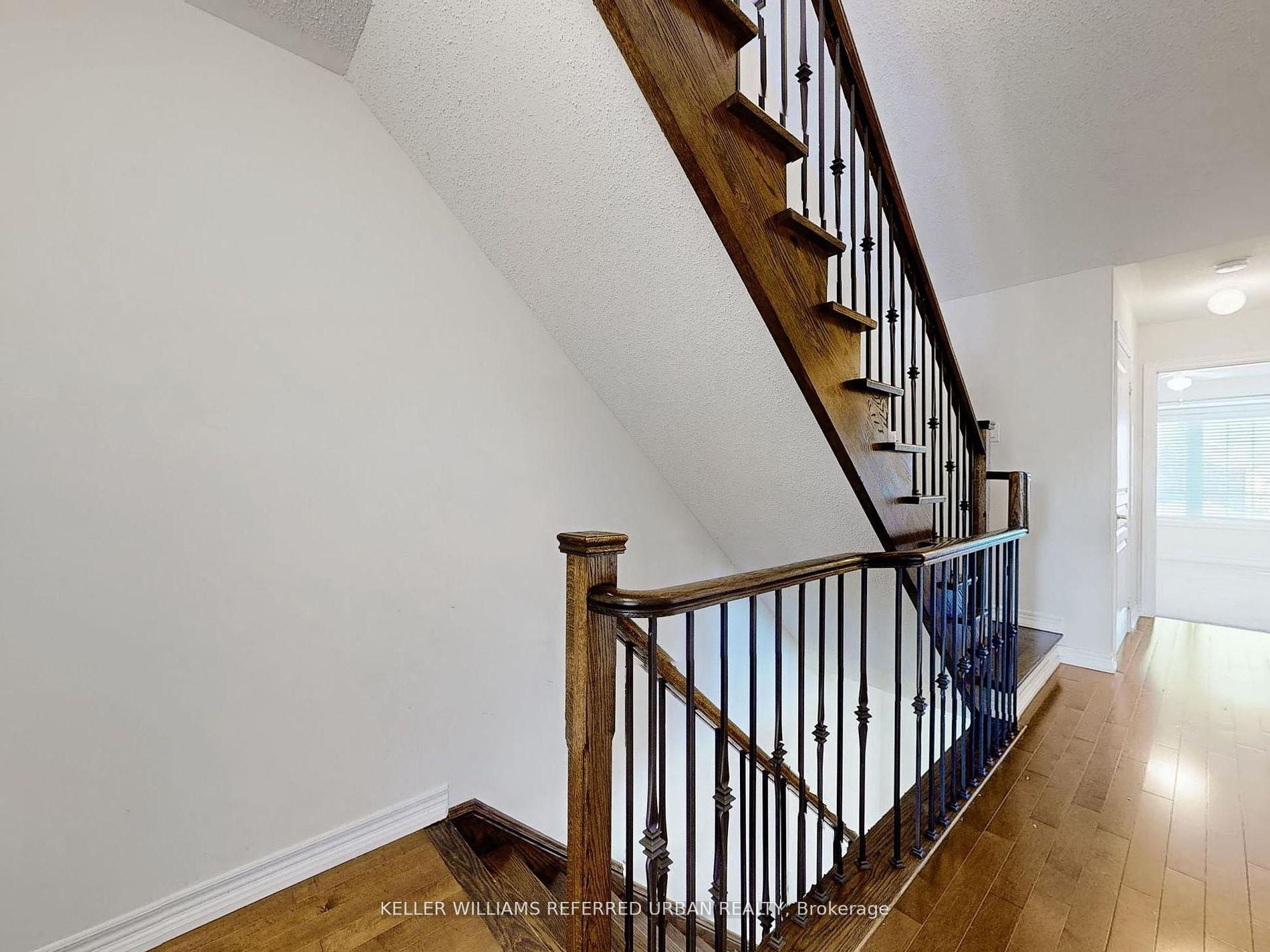 Photo 35 of 32 Haskett Drive, Markham, Box Grove — HOMEH