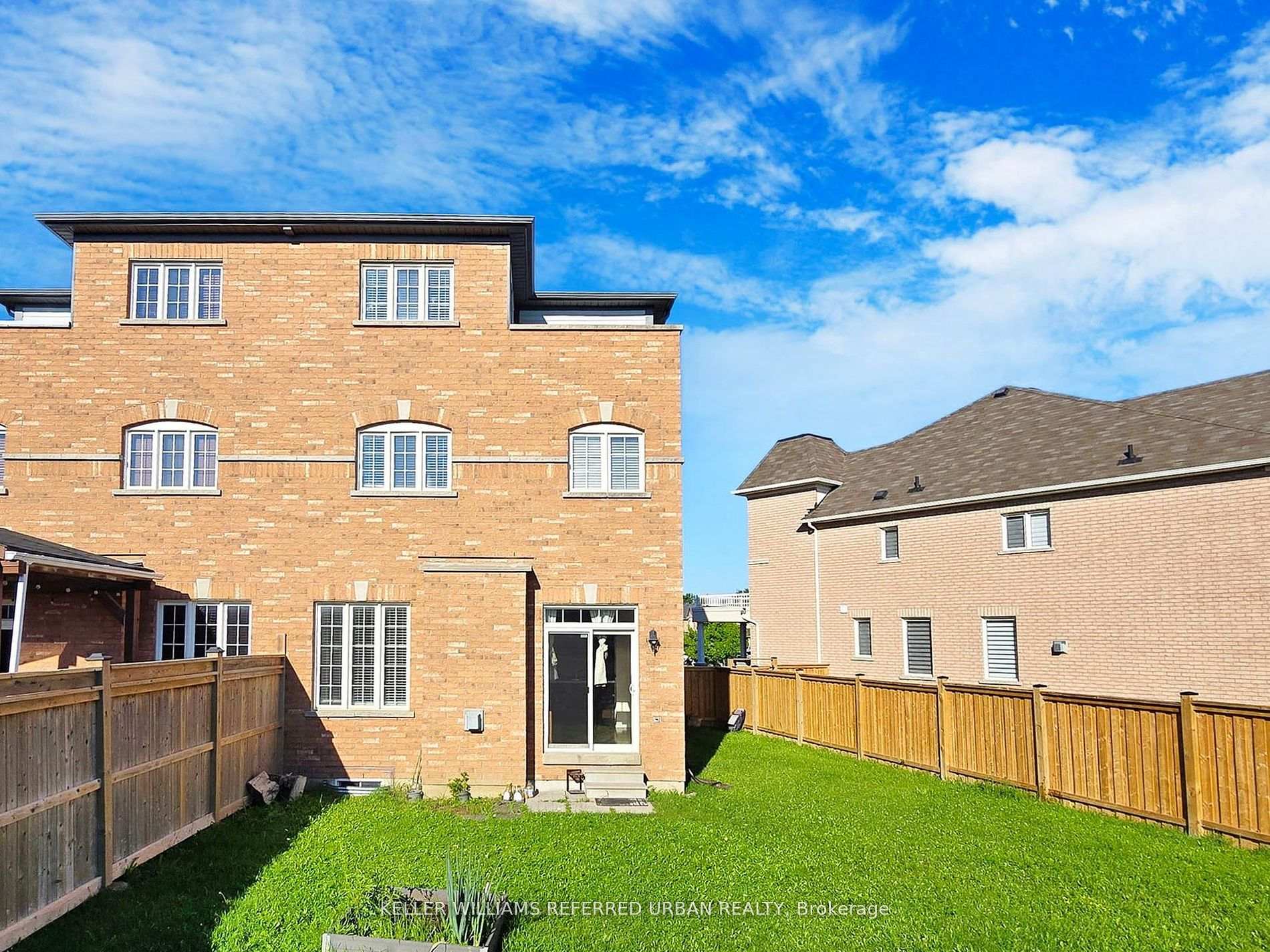 Photo 38 of 32 Haskett Drive, Markham, Box Grove — HOMEH