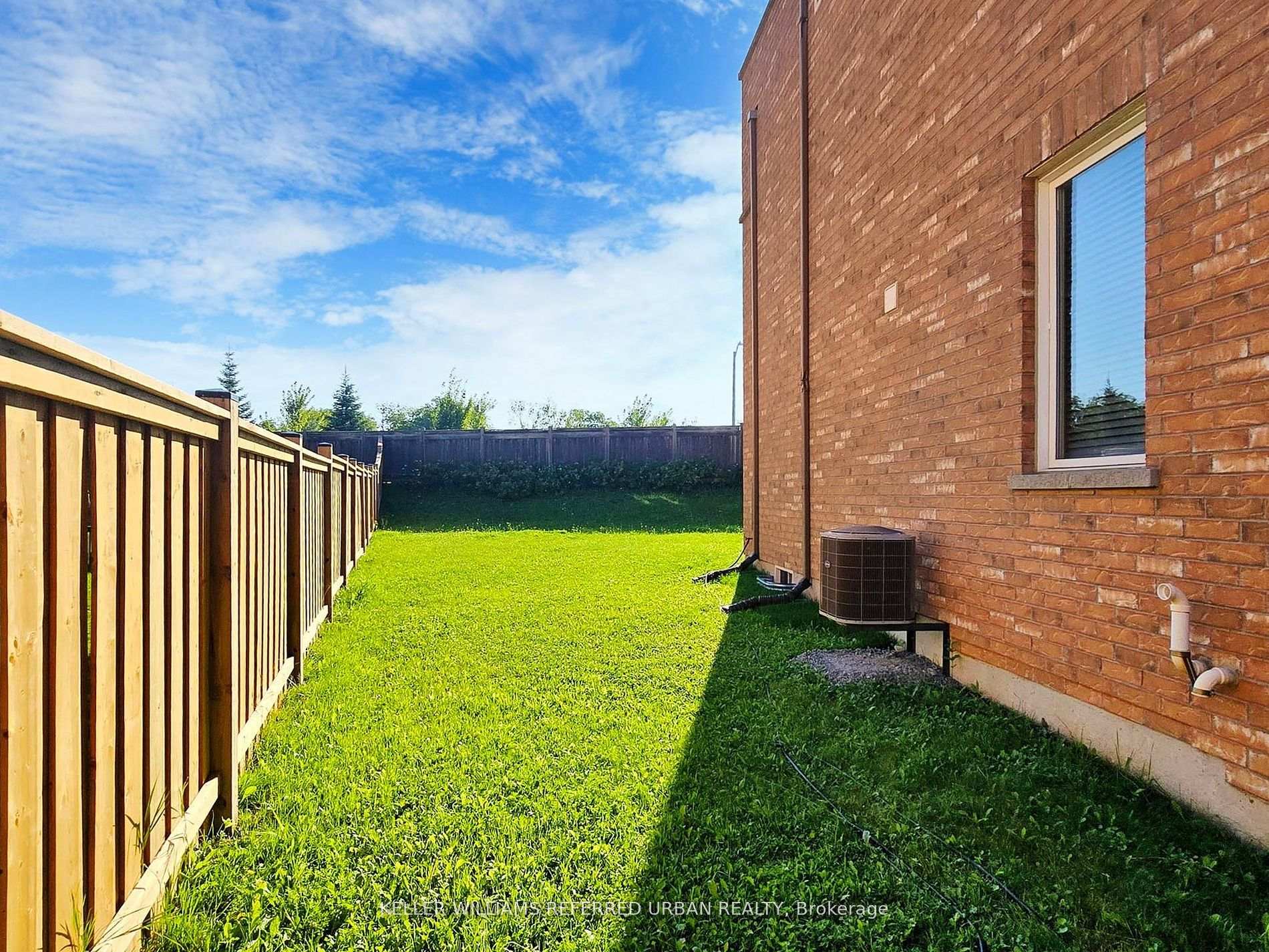Photo 40 of 32 Haskett Drive, Markham, Box Grove — HOMEH