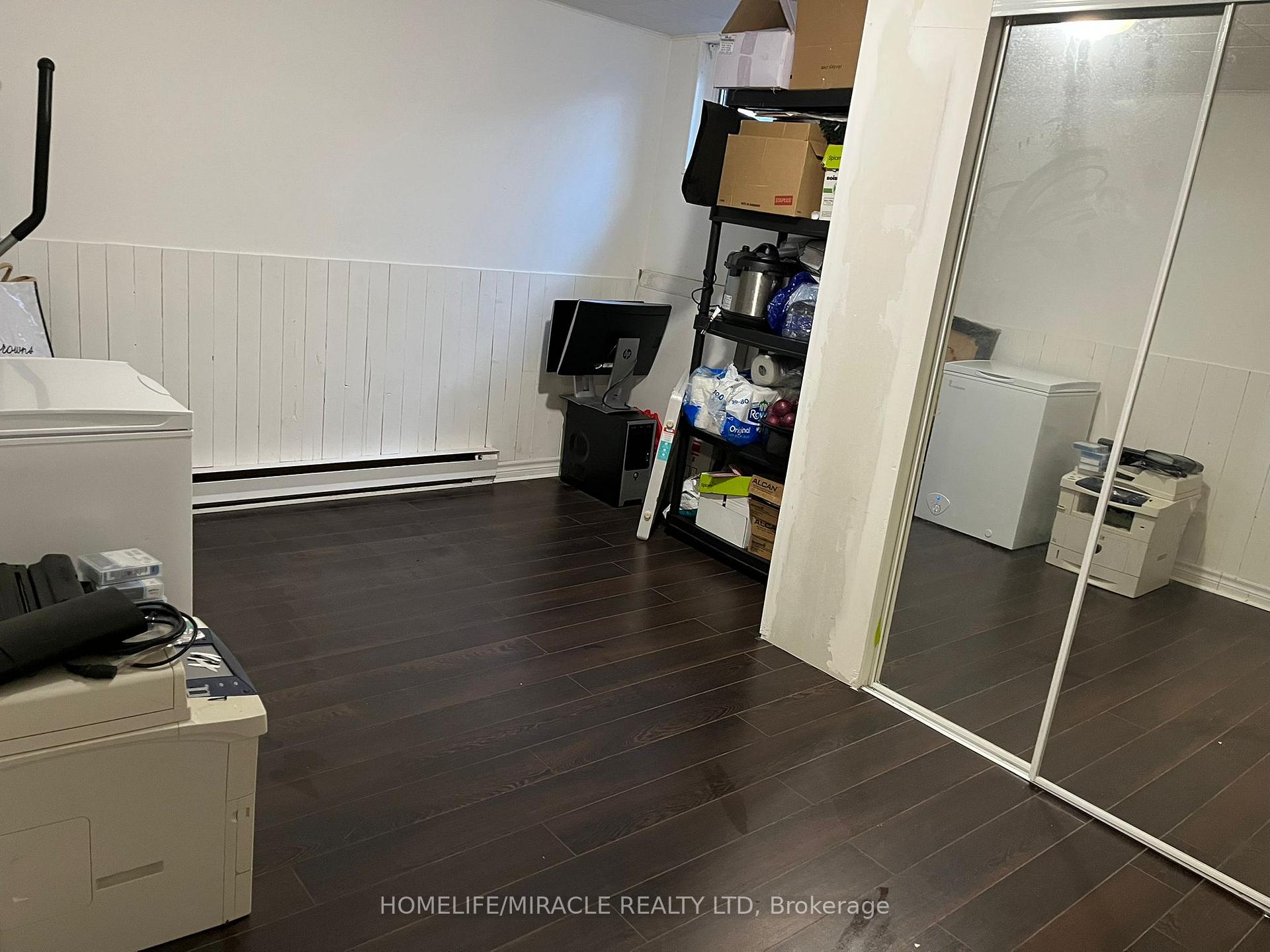 Photo 13 of 20 Macallum Court, Brampton, Queen Street Corridor — HOMEH