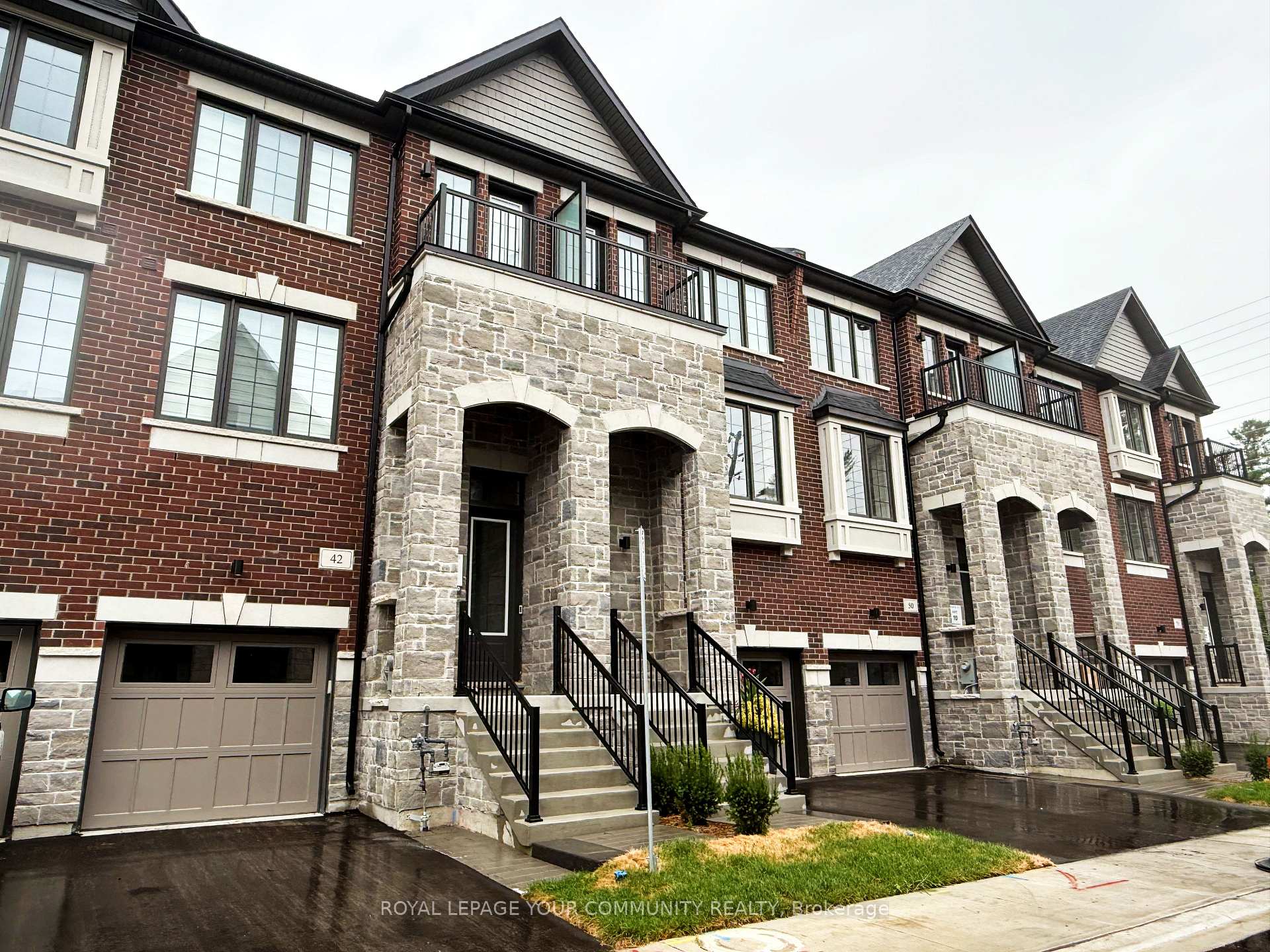 Photo 1 of 42 Arbour Green Crescent, Vaughan, Kleinburg — HOMEH