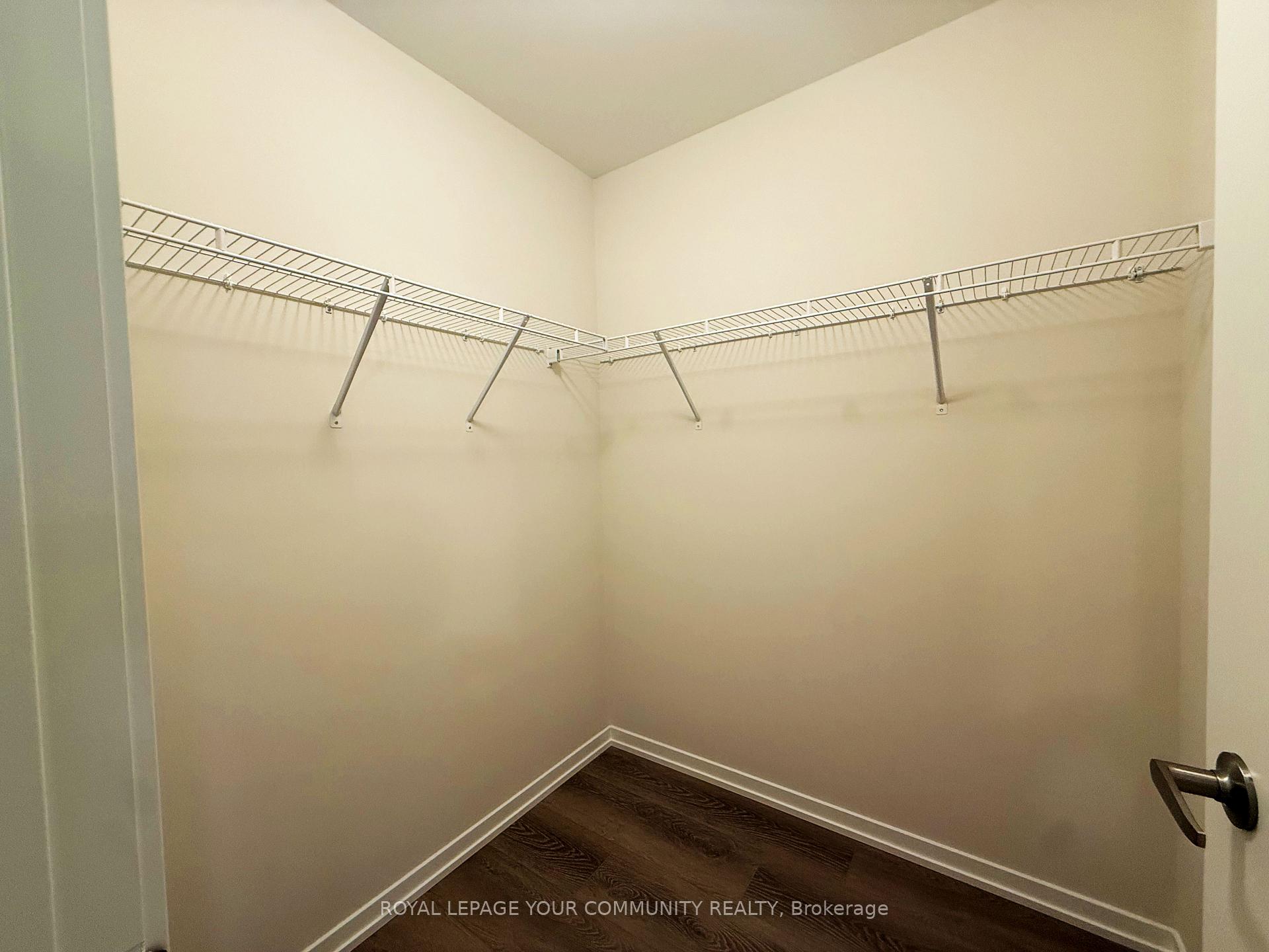 Photo 24 of 42 Arbour Green Crescent, Vaughan, Kleinburg — HOMEH