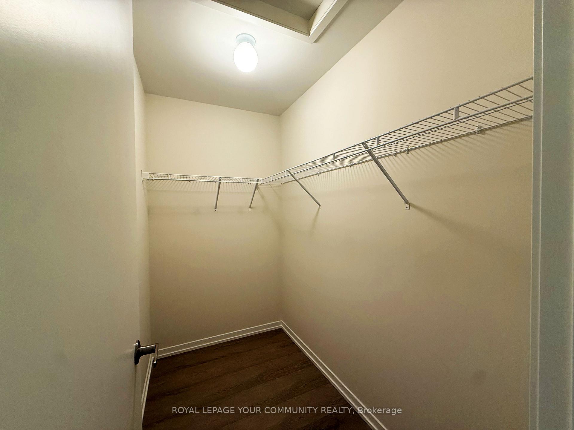 Photo 32 of 42 Arbour Green Crescent, Vaughan, Kleinburg — HOMEH