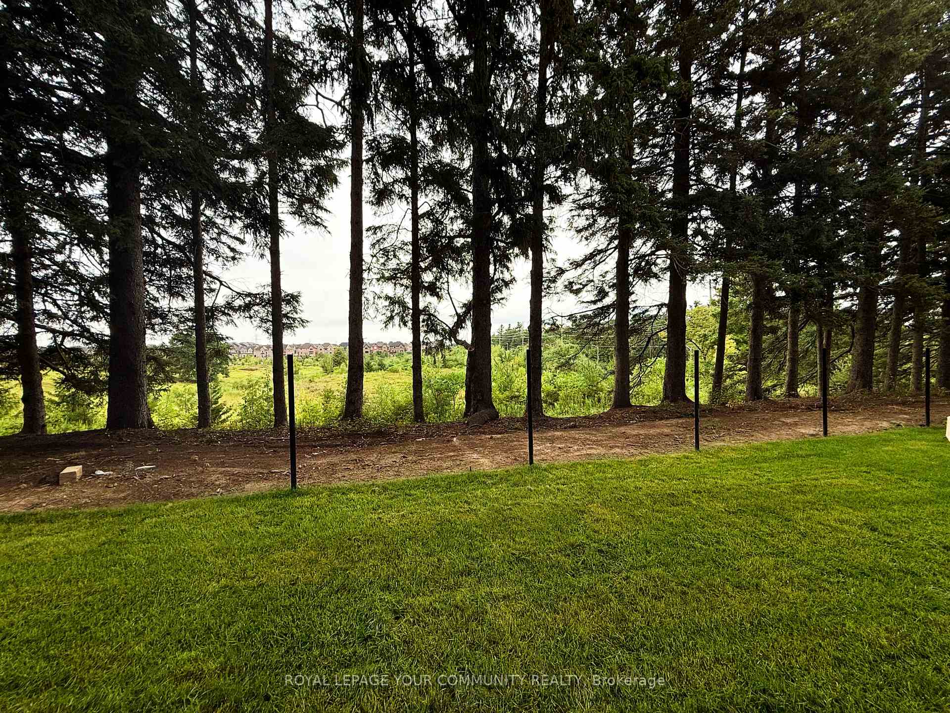 Photo 27 of 42 Arbour Green Crescent, Vaughan, Kleinburg — HOMEH