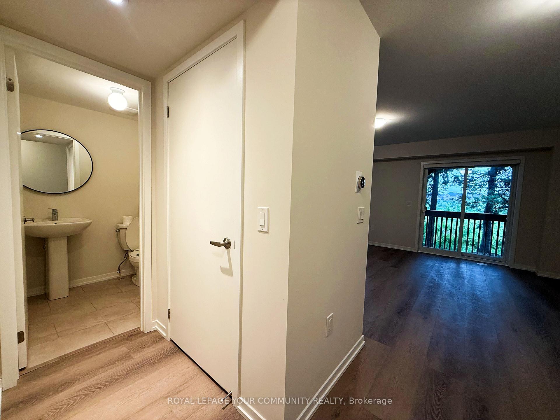 Photo 10 of 42 Arbour Green Crescent, Vaughan, Kleinburg — HOMEH