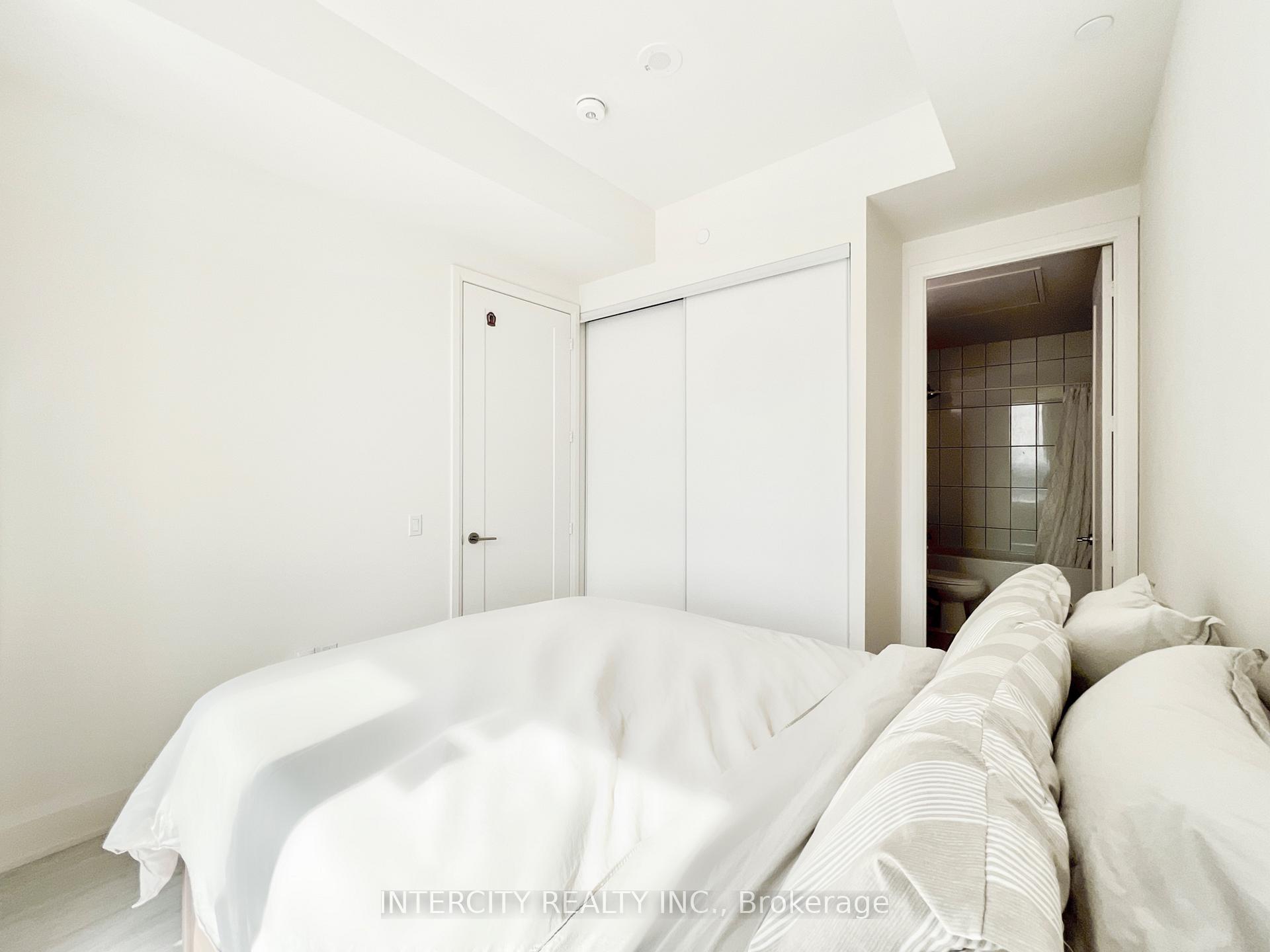 Photo 17 of Unit 2306, 9000 Jane Street, Vaughan, Vellore Village — HOMEH