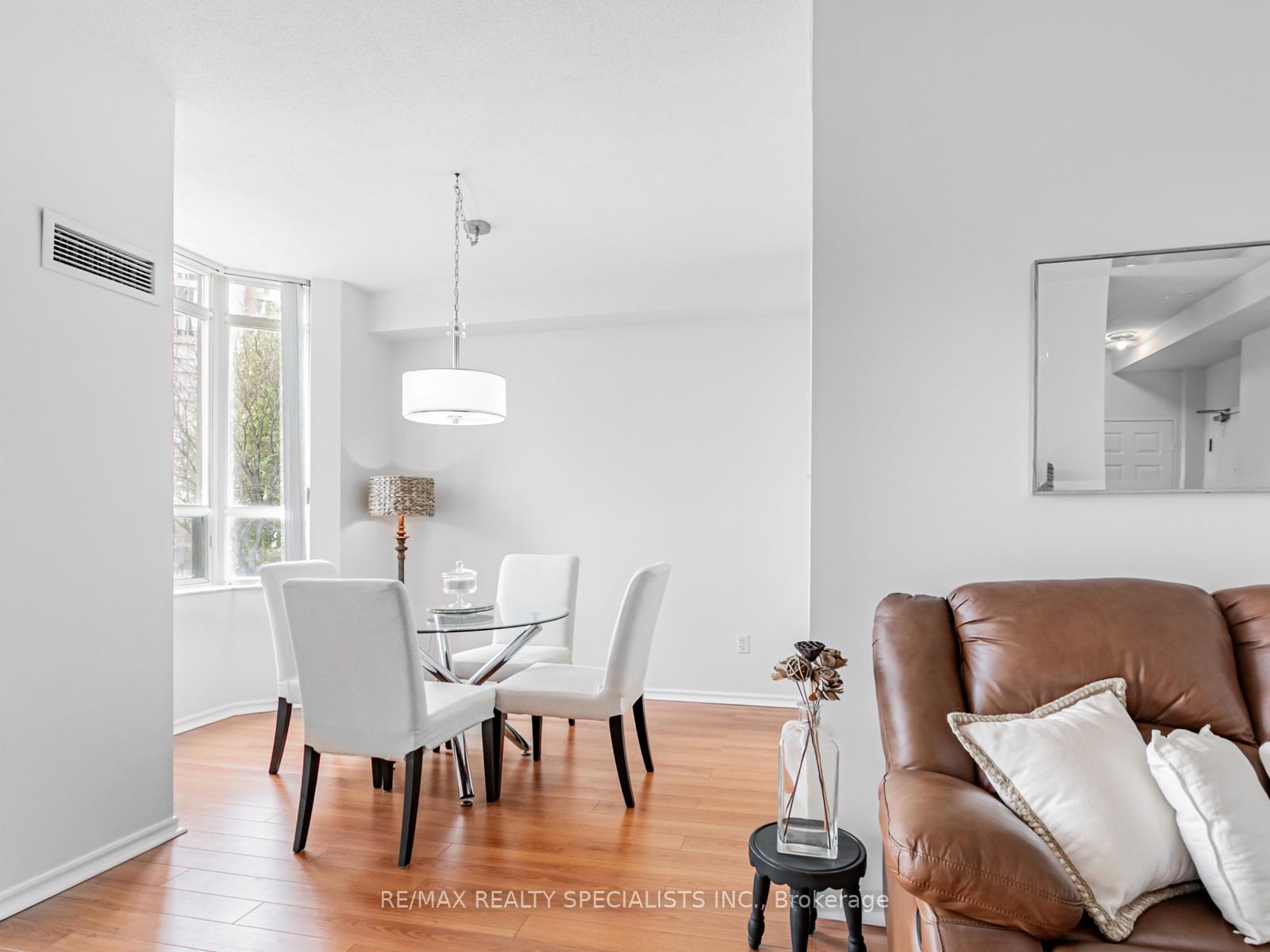 Photo 31 of Unit 106, 30 Malta Avenue, Brampton, Fletcher's Creek South — HOMEH