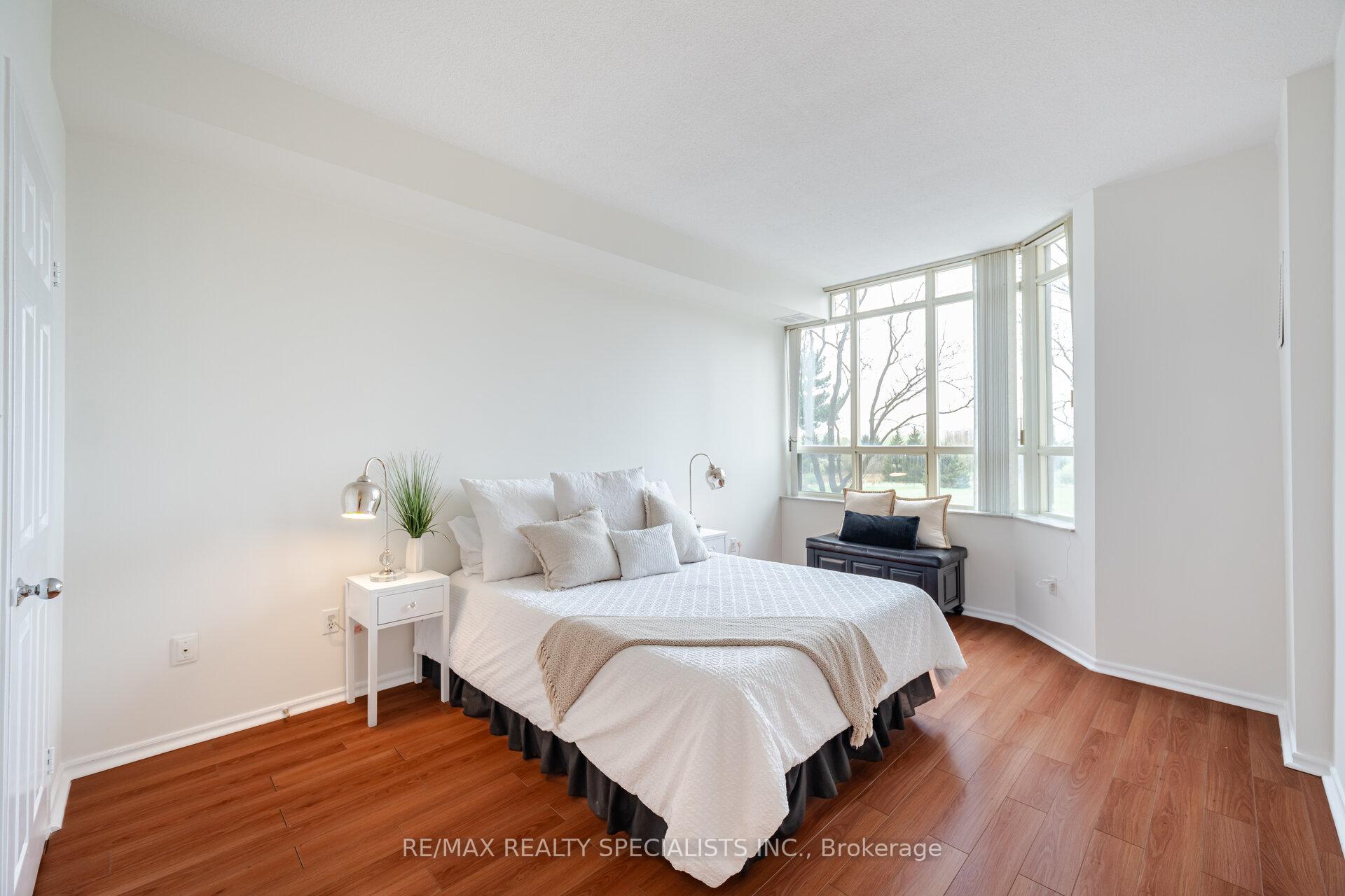 Photo 7 of Unit 106, 30 Malta Avenue, Brampton, Fletcher's Creek South — HOMEH