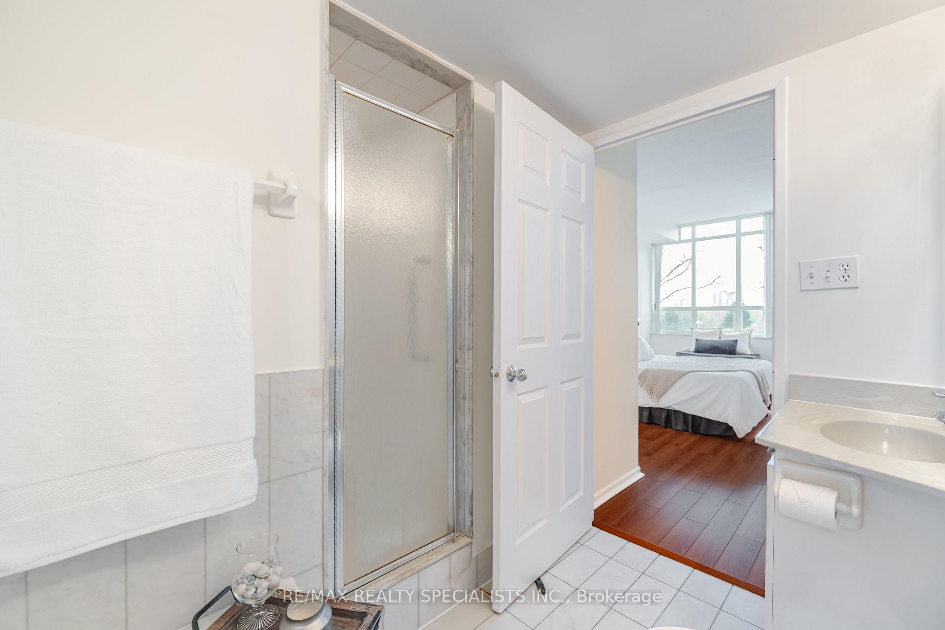Photo 18 of Unit 106, 30 Malta Avenue, Brampton, Fletcher's Creek South — HOMEH
