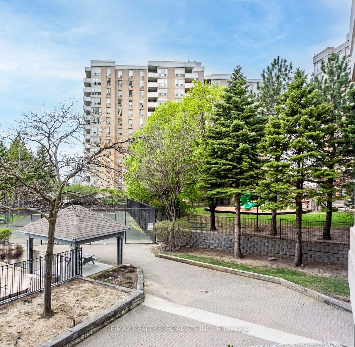 Photo 22 of Unit 106, 30 Malta Avenue, Brampton, Fletcher's Creek South — HOMEH