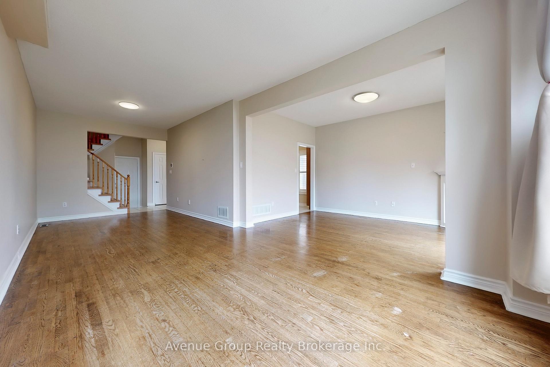 Photo 17 of 219 Milliken Meadows Drive, Markham, Milliken Mills West — HOMEH