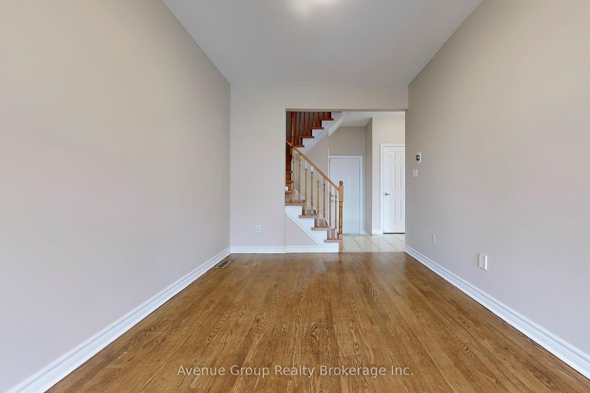 Photo 24 of 219 Milliken Meadows Drive, Markham, Milliken Mills West — HOMEH