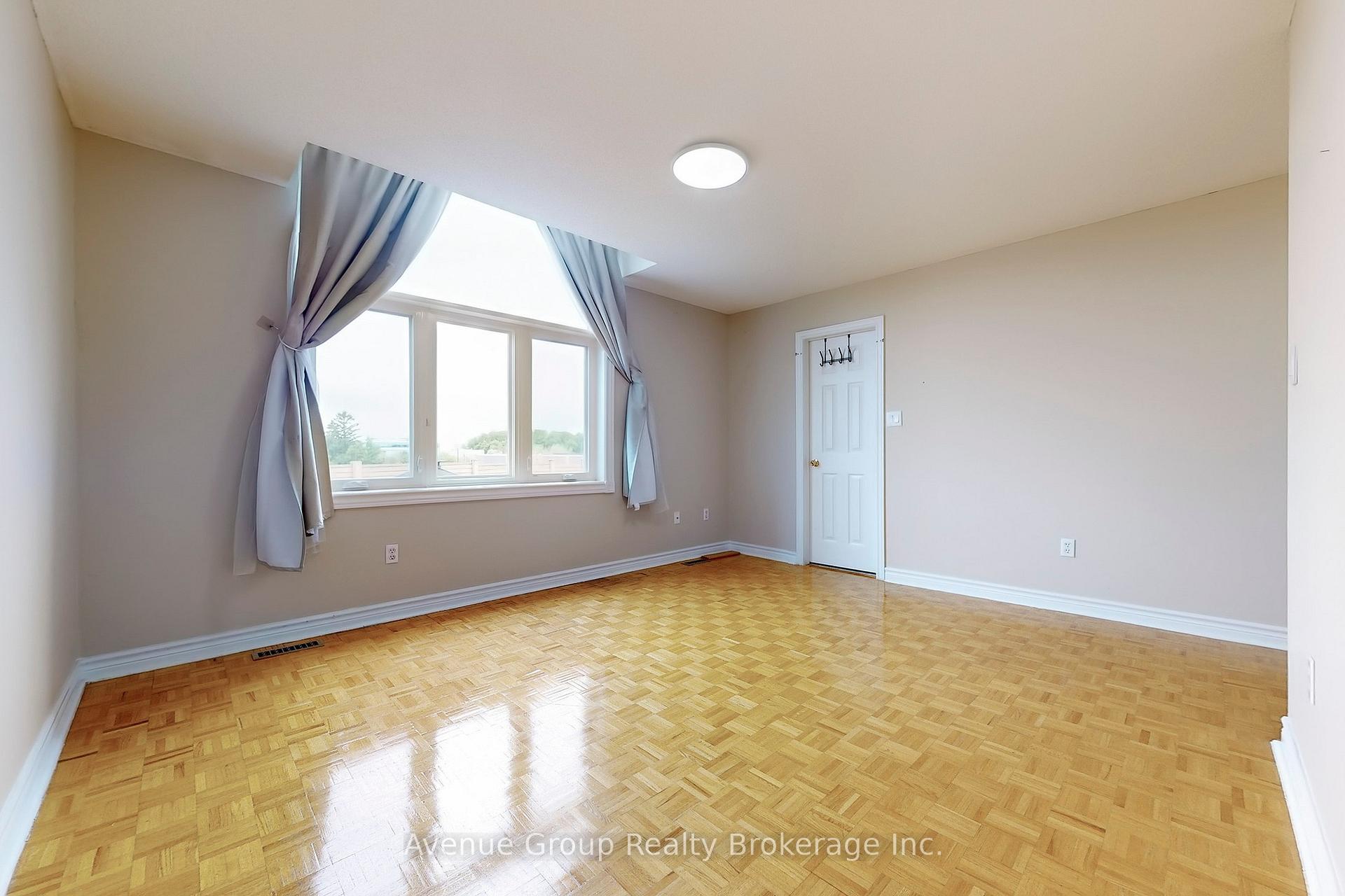 Photo 36 of 219 Milliken Meadows Drive, Markham, Milliken Mills West — HOMEH