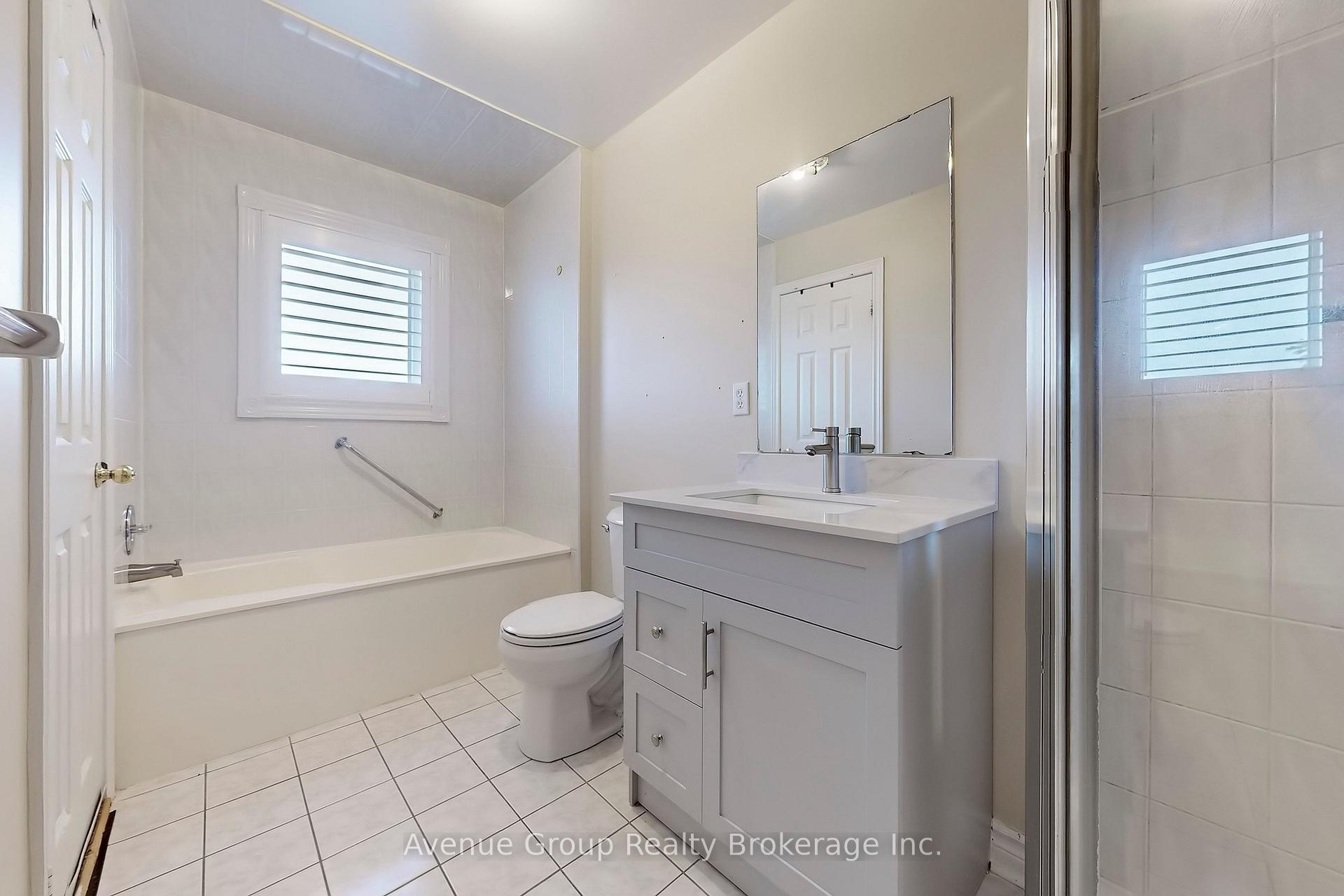 Photo 32 of 219 Milliken Meadows Drive, Markham, Milliken Mills West — HOMEH