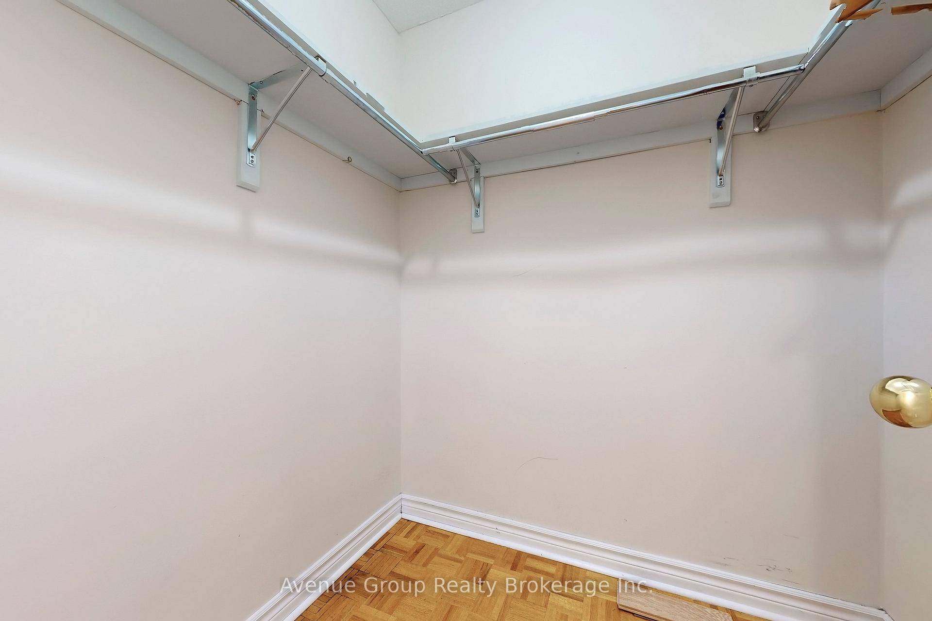 Photo 34 of 219 Milliken Meadows Drive, Markham, Milliken Mills West — HOMEH