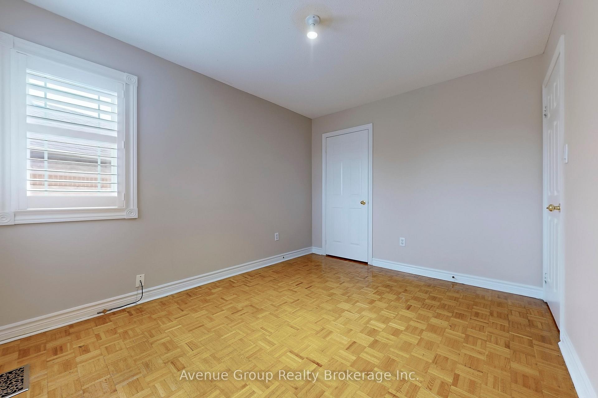 Photo 21 of 219 Milliken Meadows Drive, Markham, Milliken Mills West — HOMEH