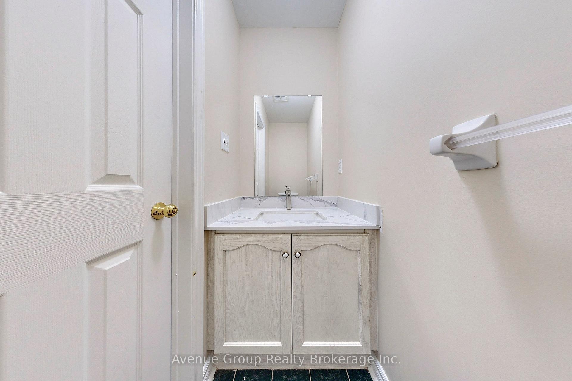 Photo 22 of 219 Milliken Meadows Drive, Markham, Milliken Mills West — HOMEH