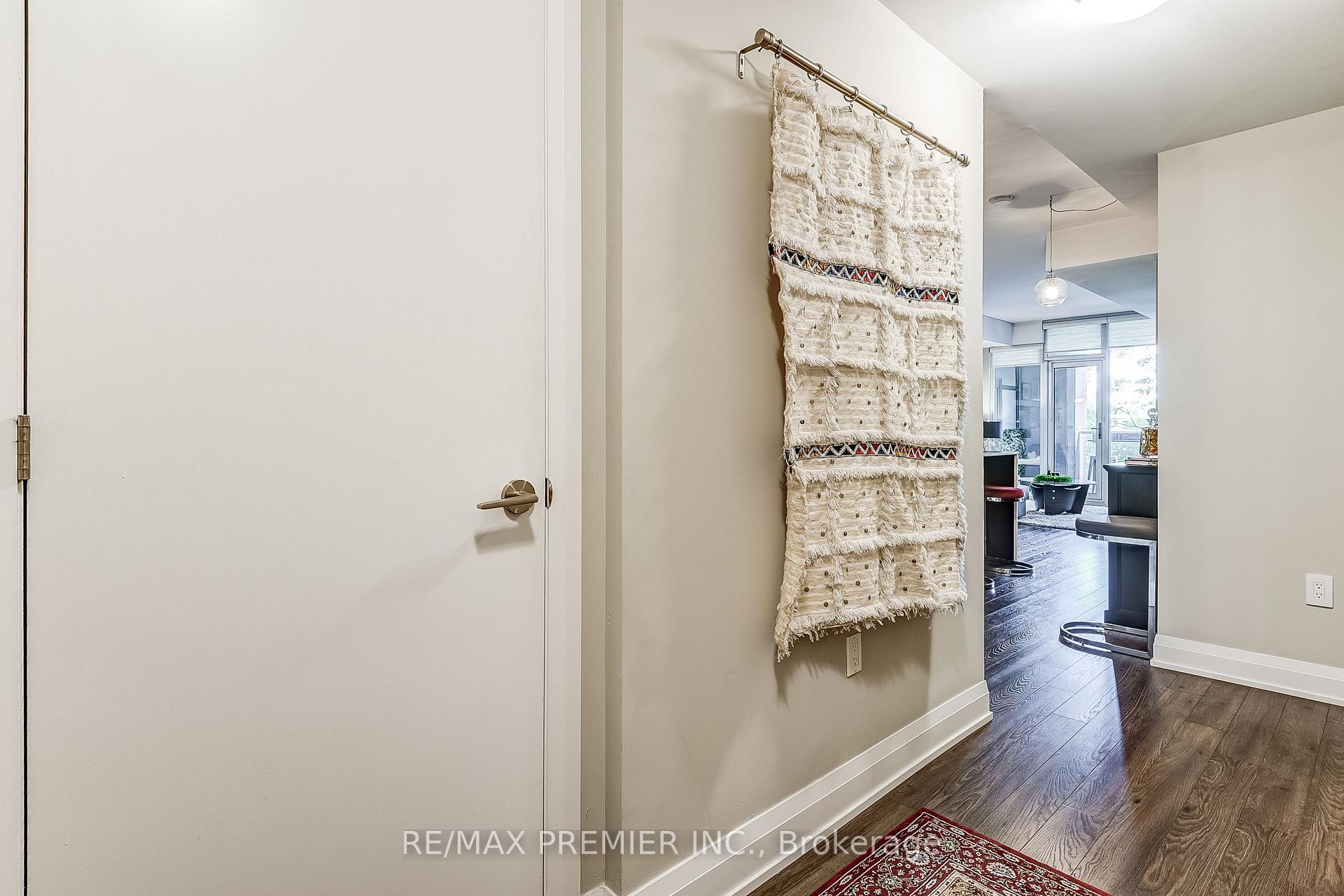 Photo 6 of Unit 203, 4800 Highway 7, Vaughan, East Woodbridge — HOMEH