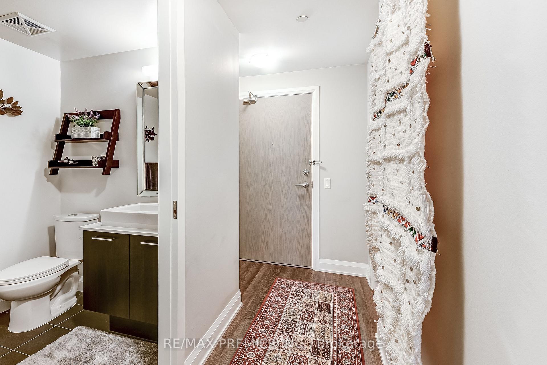 Photo 9 of Unit 203, 4800 Highway 7, Vaughan, East Woodbridge — HOMEH