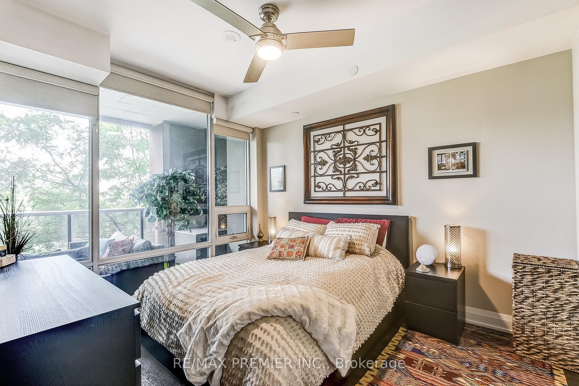 Photo 12 of Unit 203, 4800 Highway 7, Vaughan, East Woodbridge — HOMEH