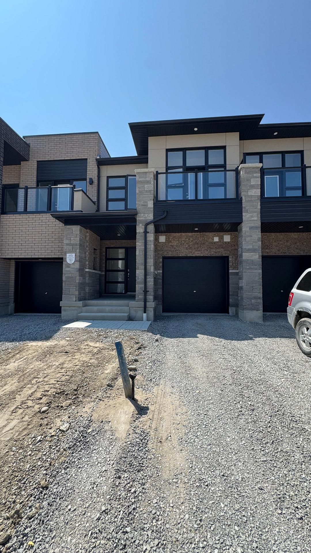 Front of 6 Harvey Bunker Crescent