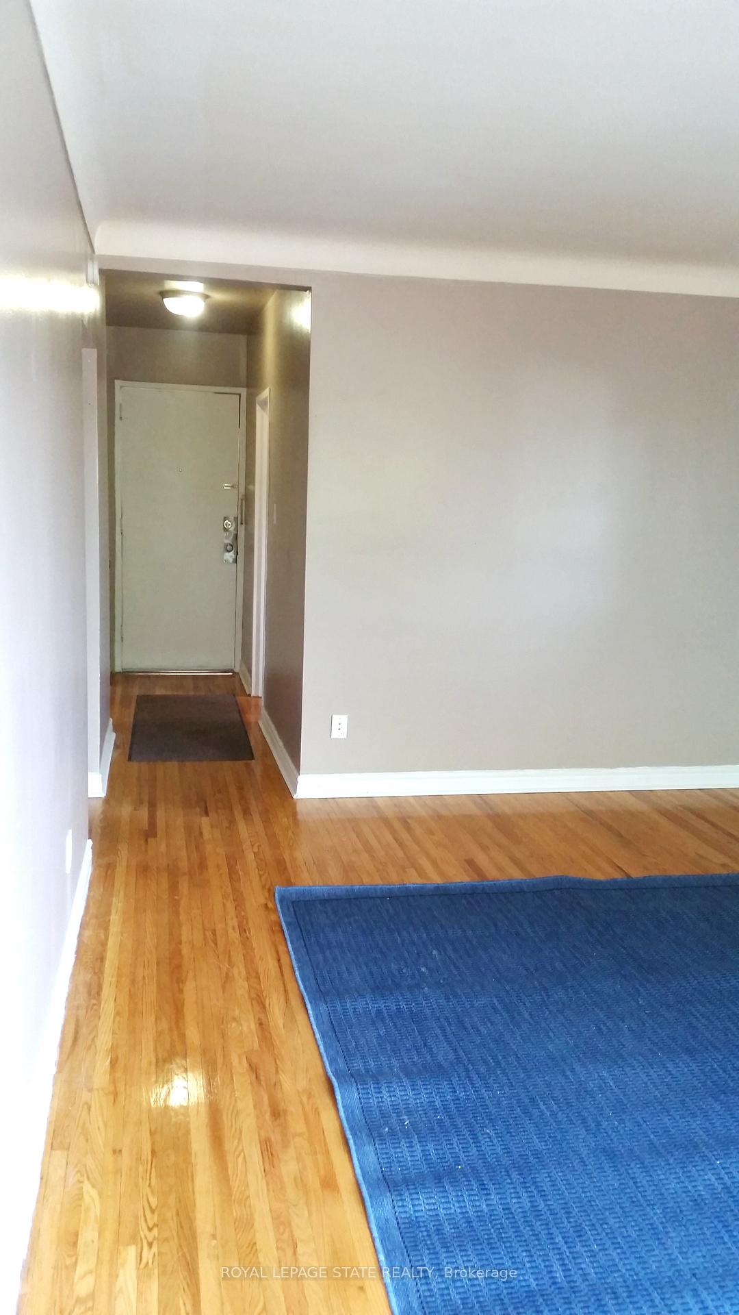Photo 16 of 981 Mohawk Road E, Hamilton, Huntington — HOMEH