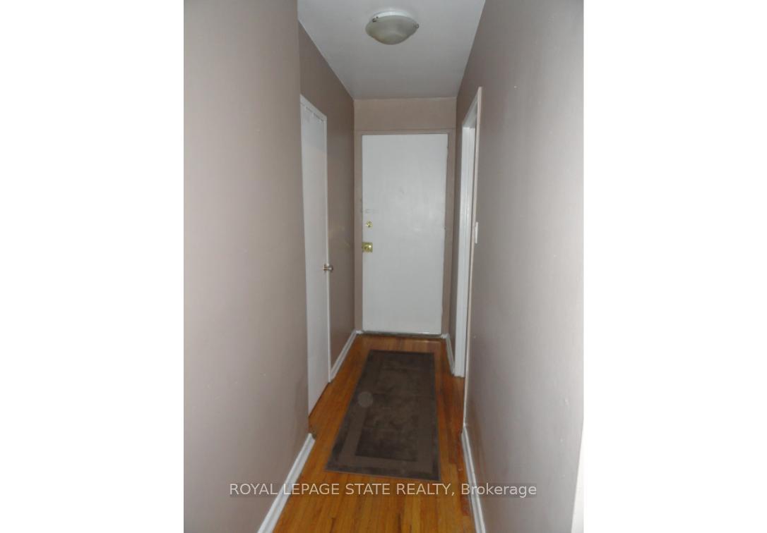 Photo 19 of 981 Mohawk Road E, Hamilton, Huntington — HOMEH