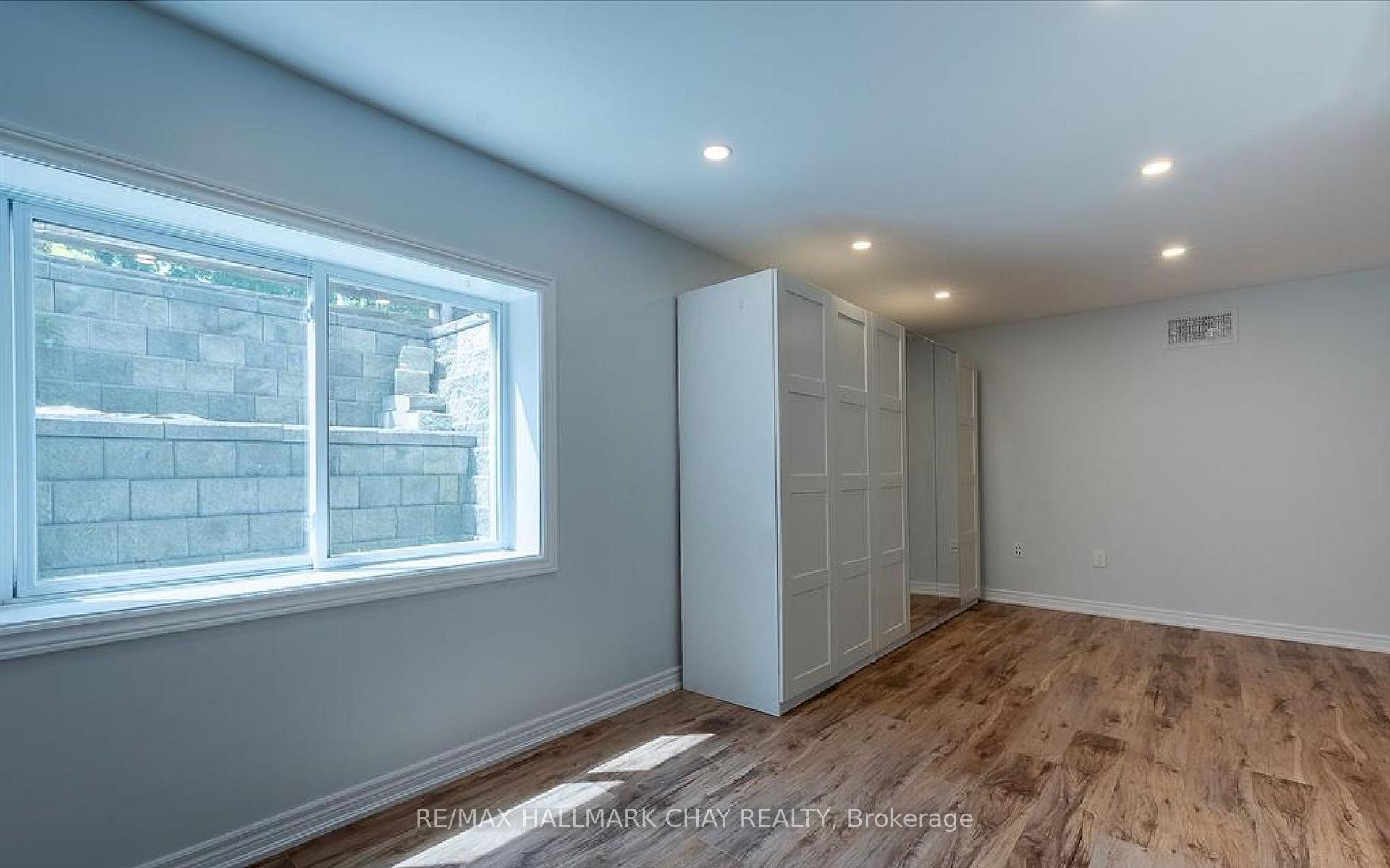 Photo 4 of 36 Dufferin Street S, New Tecumseth, Alliston — HOMEH