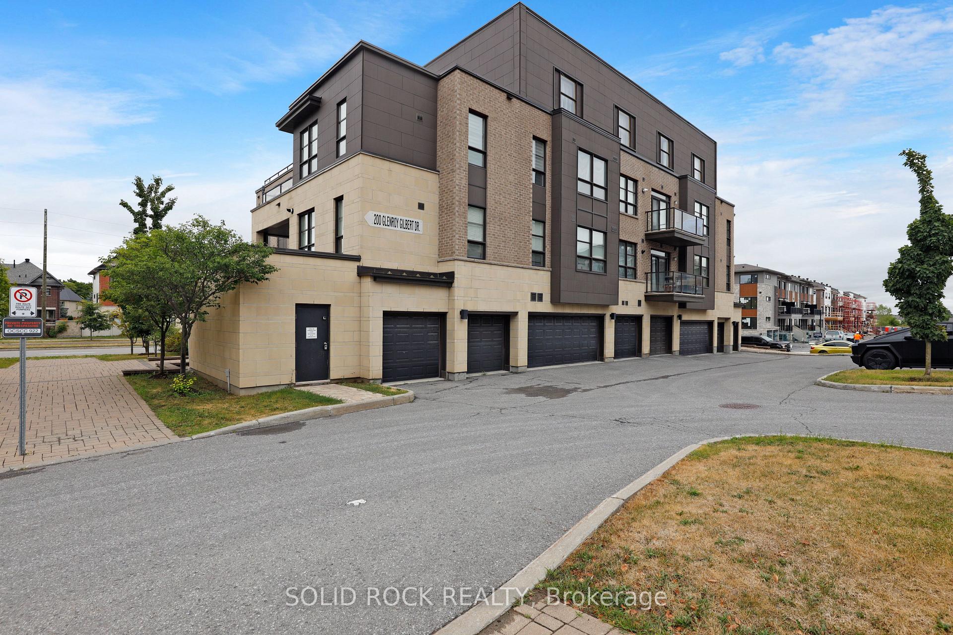 Photo 2 of Unit 401, 200 Glenroy Gilbert Drive, Ottawa, Barrhaven - Strandherd — HOMEH