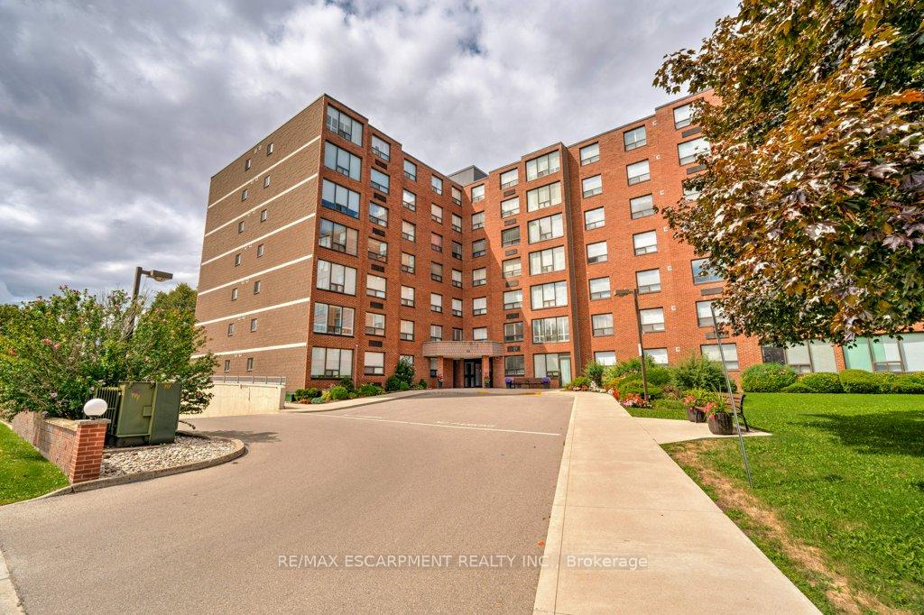 Photo 2 of Unit 408, 99 Donn Avenue, Hamilton, Stoney Creek — HOMEH