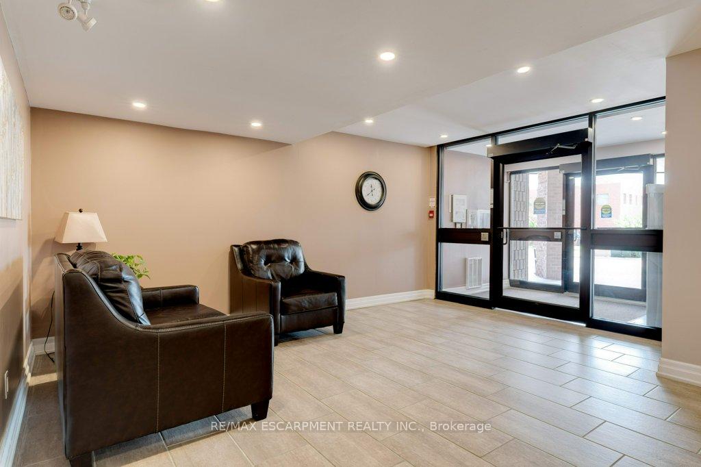 Photo 6 of Unit 408, 99 Donn Avenue, Hamilton, Stoney Creek — HOMEH