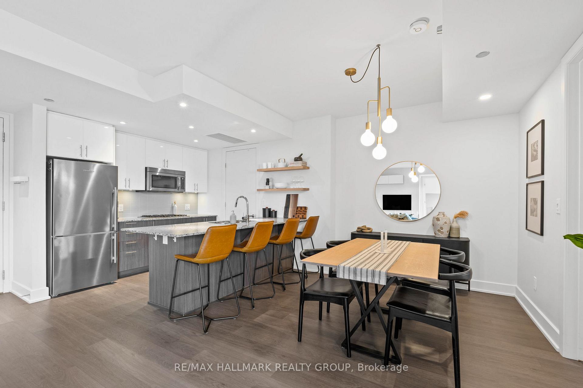 Photo 7 of Unit 401, 7 Marquette Avenue, Ottawa, Vanier — HOMEH