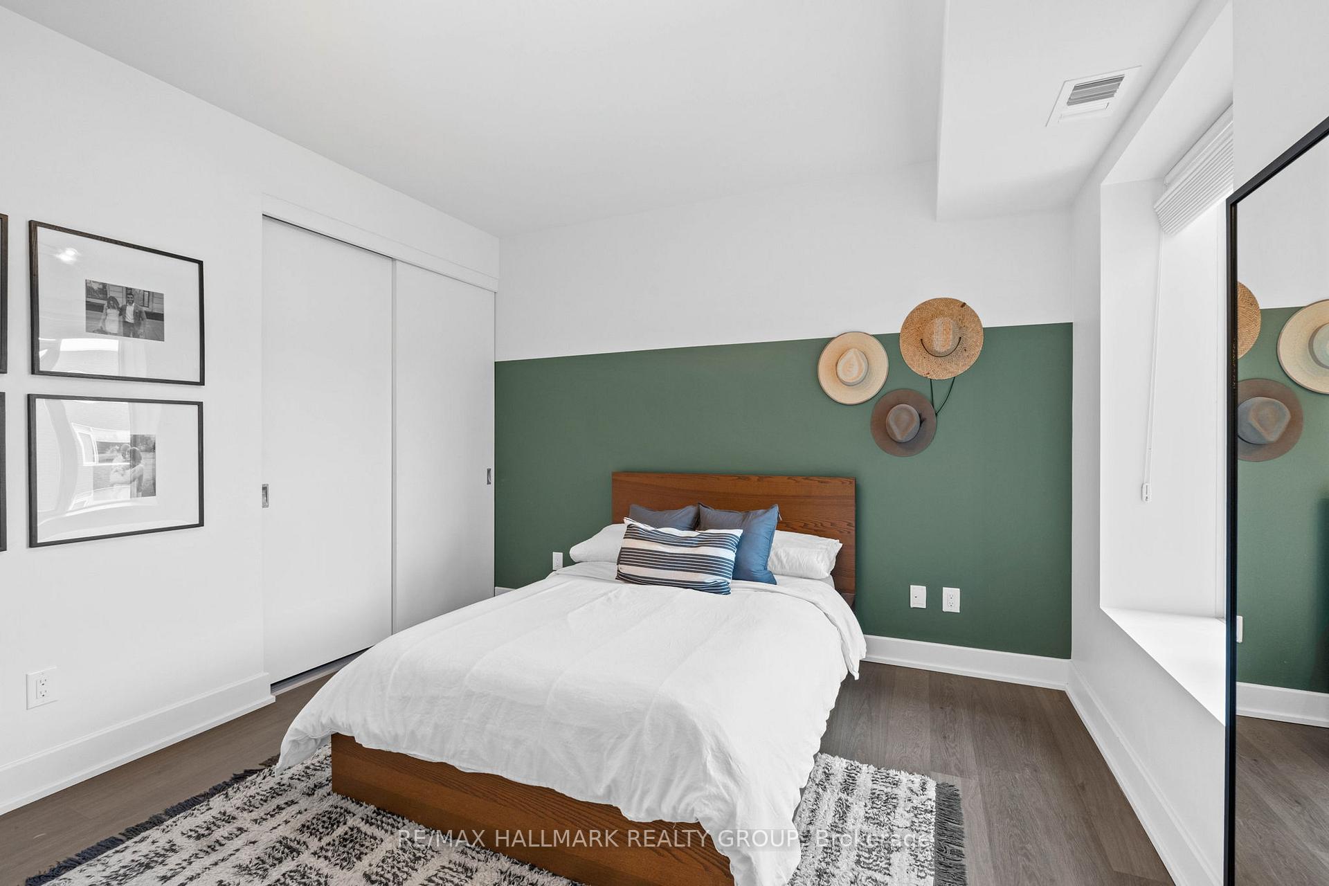 Photo 15 of Unit 401, 7 Marquette Avenue, Ottawa, Vanier — HOMEH