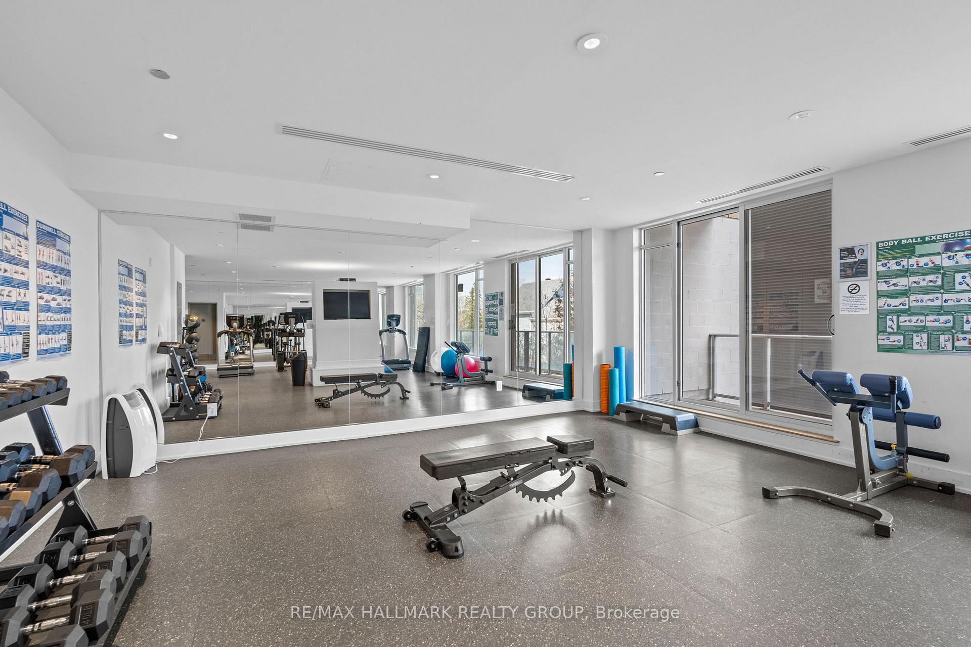 Photo 33 of Unit 401, 7 Marquette Avenue, Ottawa, Vanier — HOMEH
