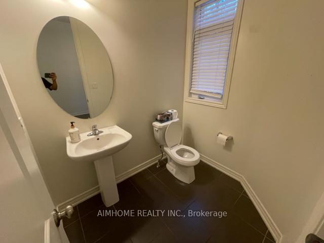 Photo 8 of 14 Warren Mcbride Crescent, Aurora, Rural Aurora — HOMEH