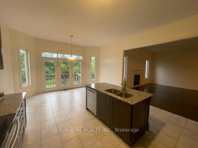 Photo 12 of 14 Warren Mcbride Crescent, Aurora, Rural Aurora — HOMEH